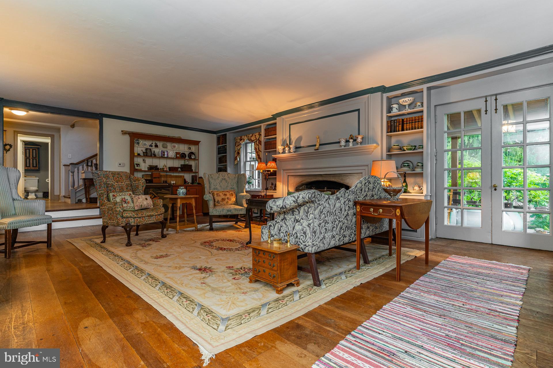 WOODSIDE - Residential