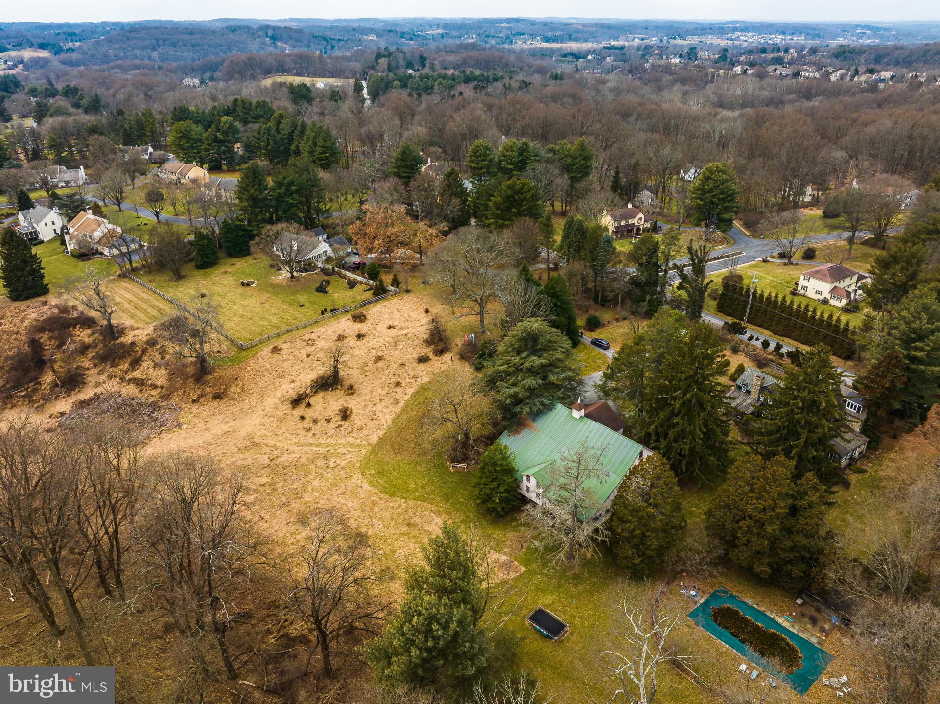 WOODSIDE - Residential