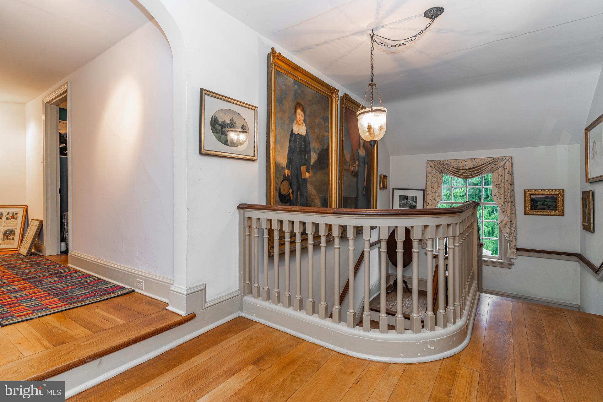 WOODSIDE - Residential