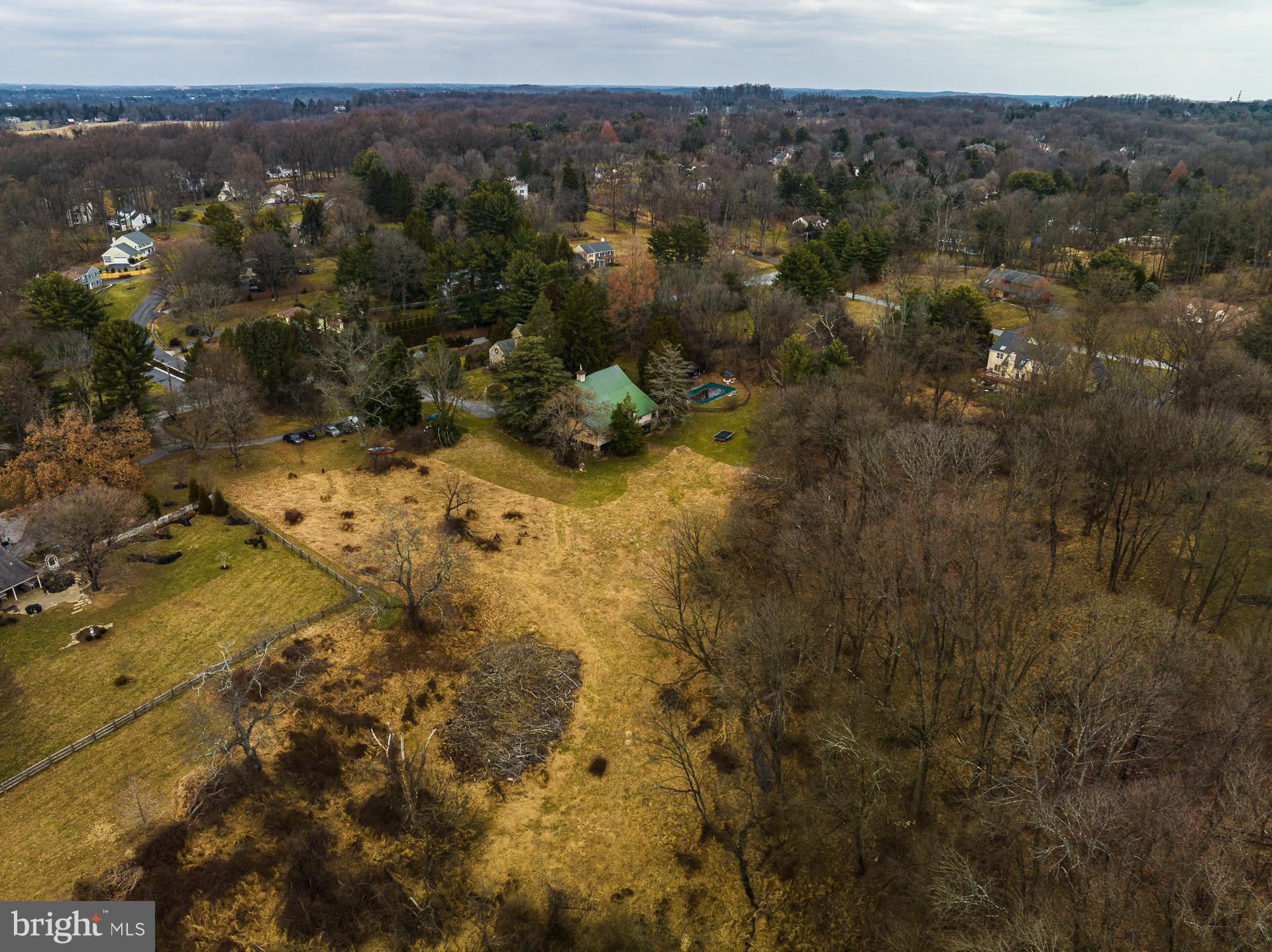 WOODSIDE - Residential