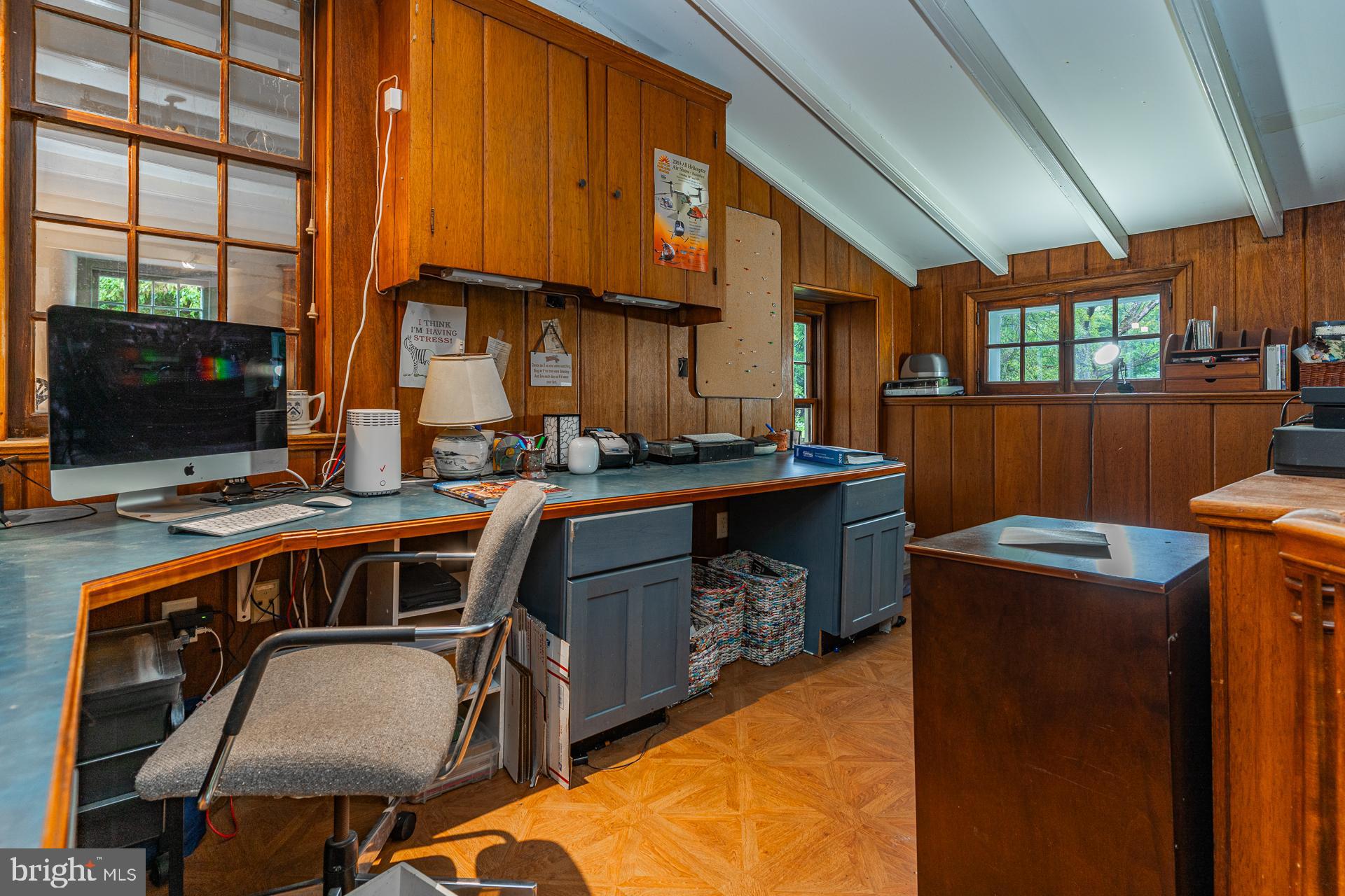 WOODSIDE - Residential