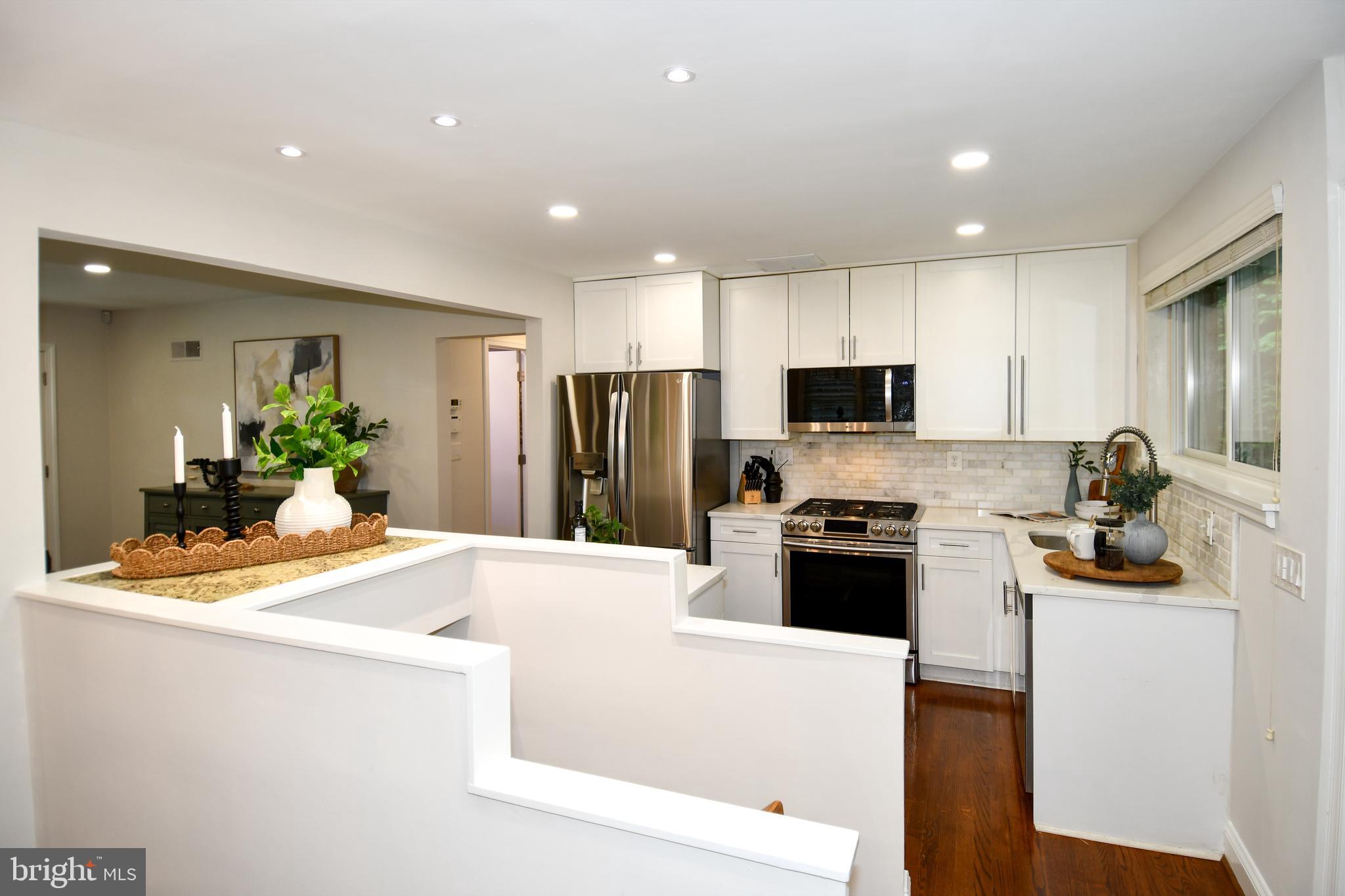 HOMEWOOD - Residential