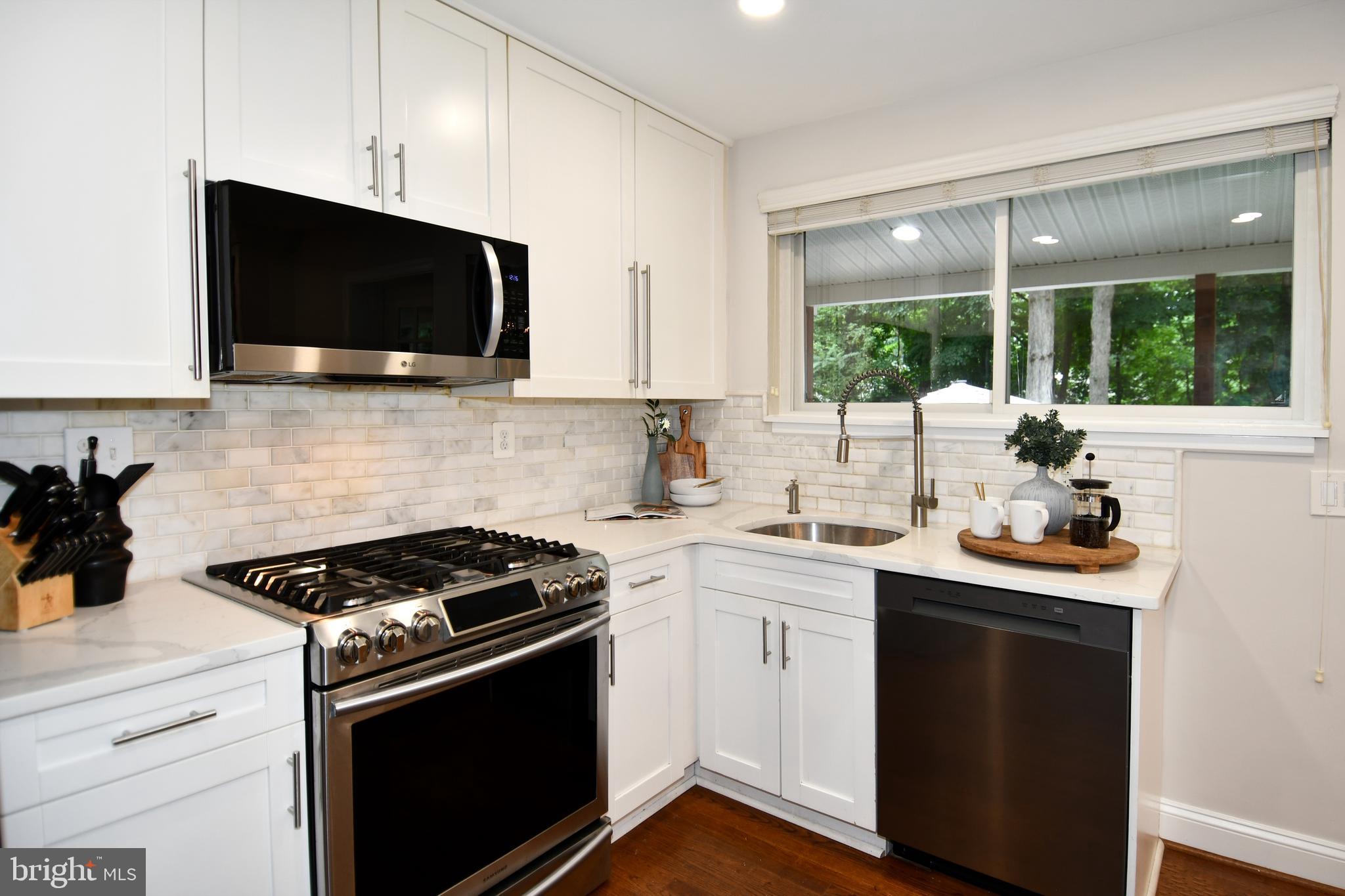 HOMEWOOD - Residential