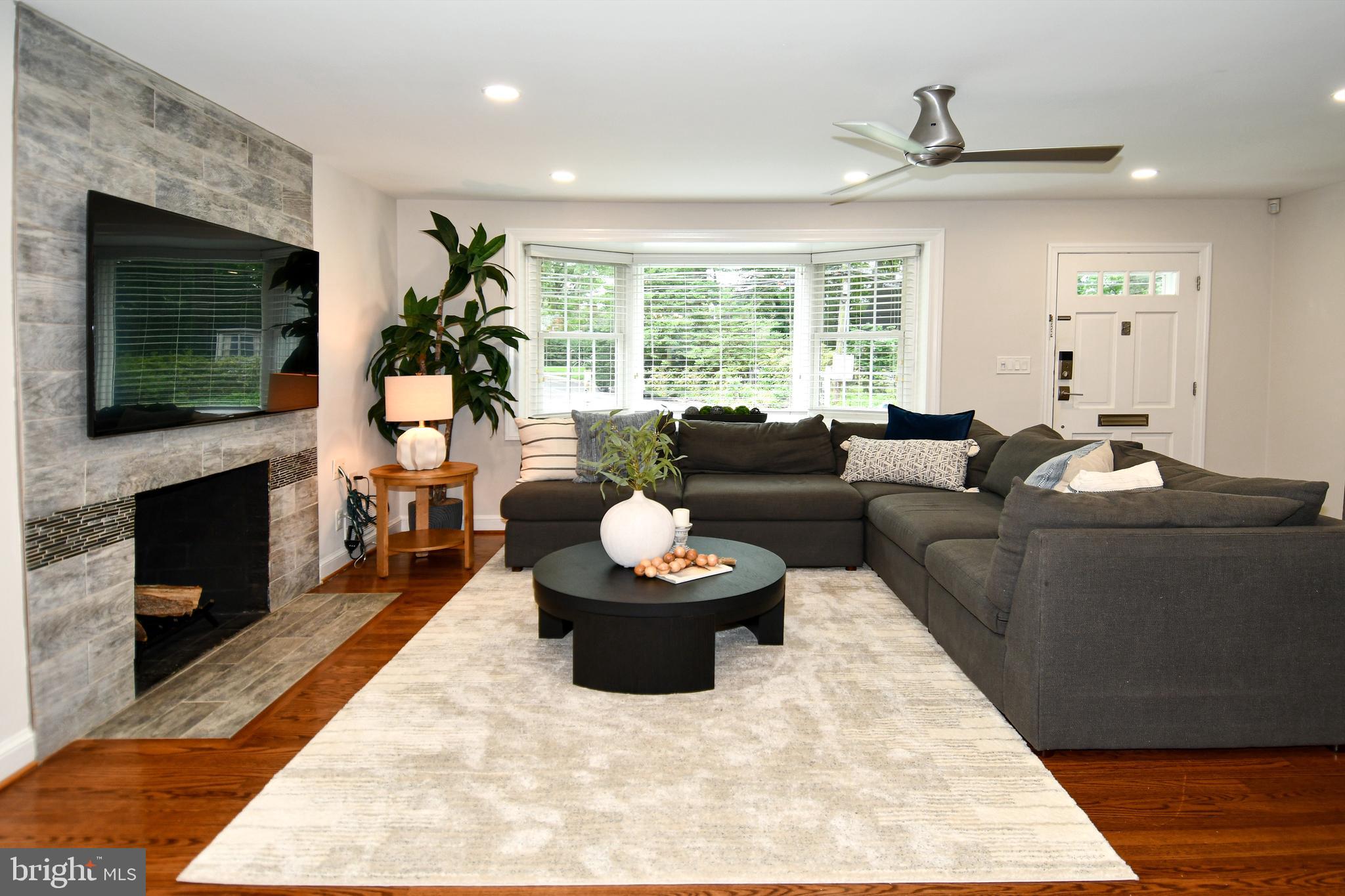 HOMEWOOD - Residential