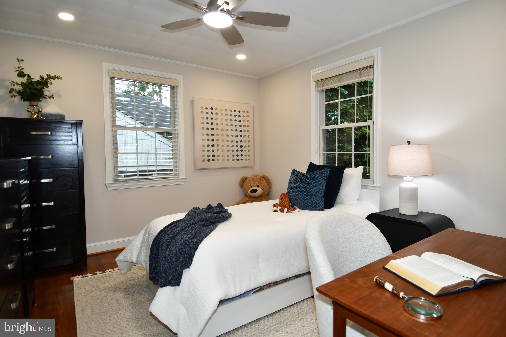 HOMEWOOD - Residential