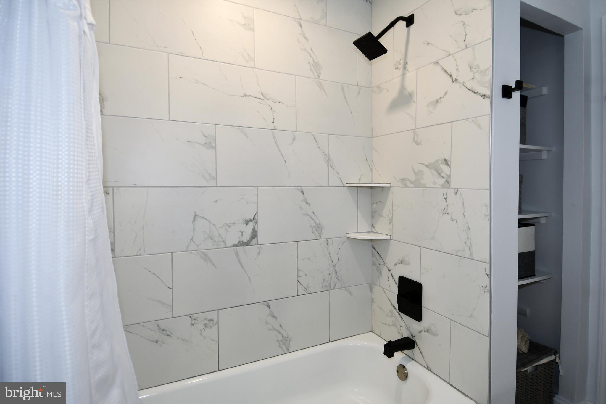 HOMEWOOD - Residential