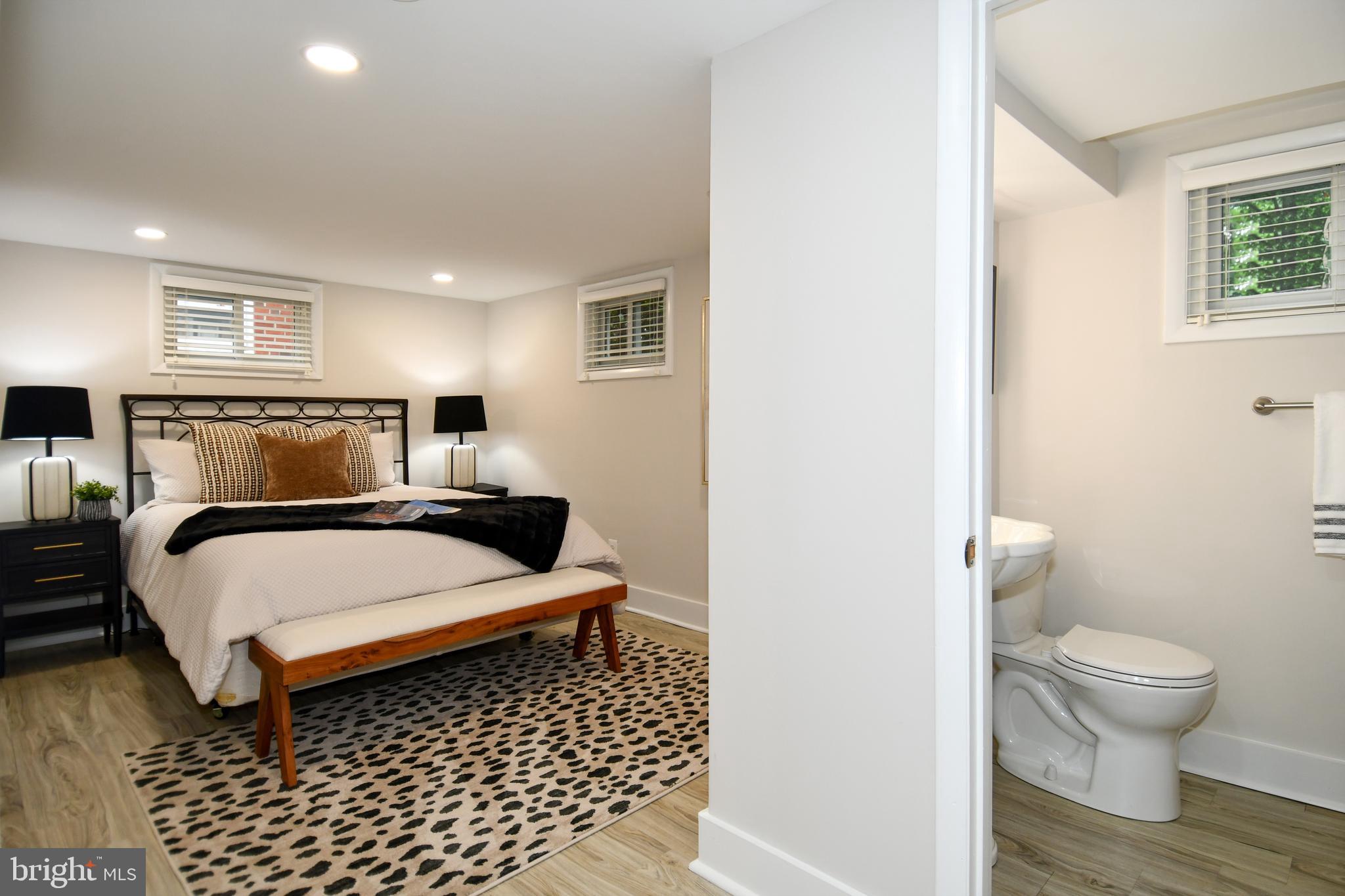 HOMEWOOD - Residential
