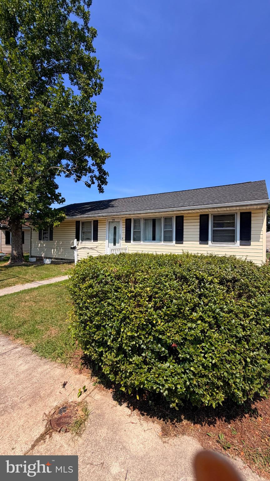 Discover a hidden gem in the heart of the City of Cambridge! This charming 3-bedroom, 1-bathroom ranch-style home, built in 1969, offers a perfect blend of comfort and investment potential. With its durable vinyl siding and well-maintained structure, this property is ready for your personal touch or a savvy renovation to maximize returns. Set on a manageable 0.12-acre lot, the home features off-street parking and a welcoming layout that invites creativity. Investors will appreciate the strong rental demand in the area, making this an ideal opportunity for both short-term and long-term leasing. The absence of a pool means lower maintenance costs, while the spacious driveway provides ample parking for tenants. With its prime location and solid construction, this property is not just a house; it's a canvas for your investment dreams. Seize the chance to turn this cozy residence into a lucrative asset in a thriving community!