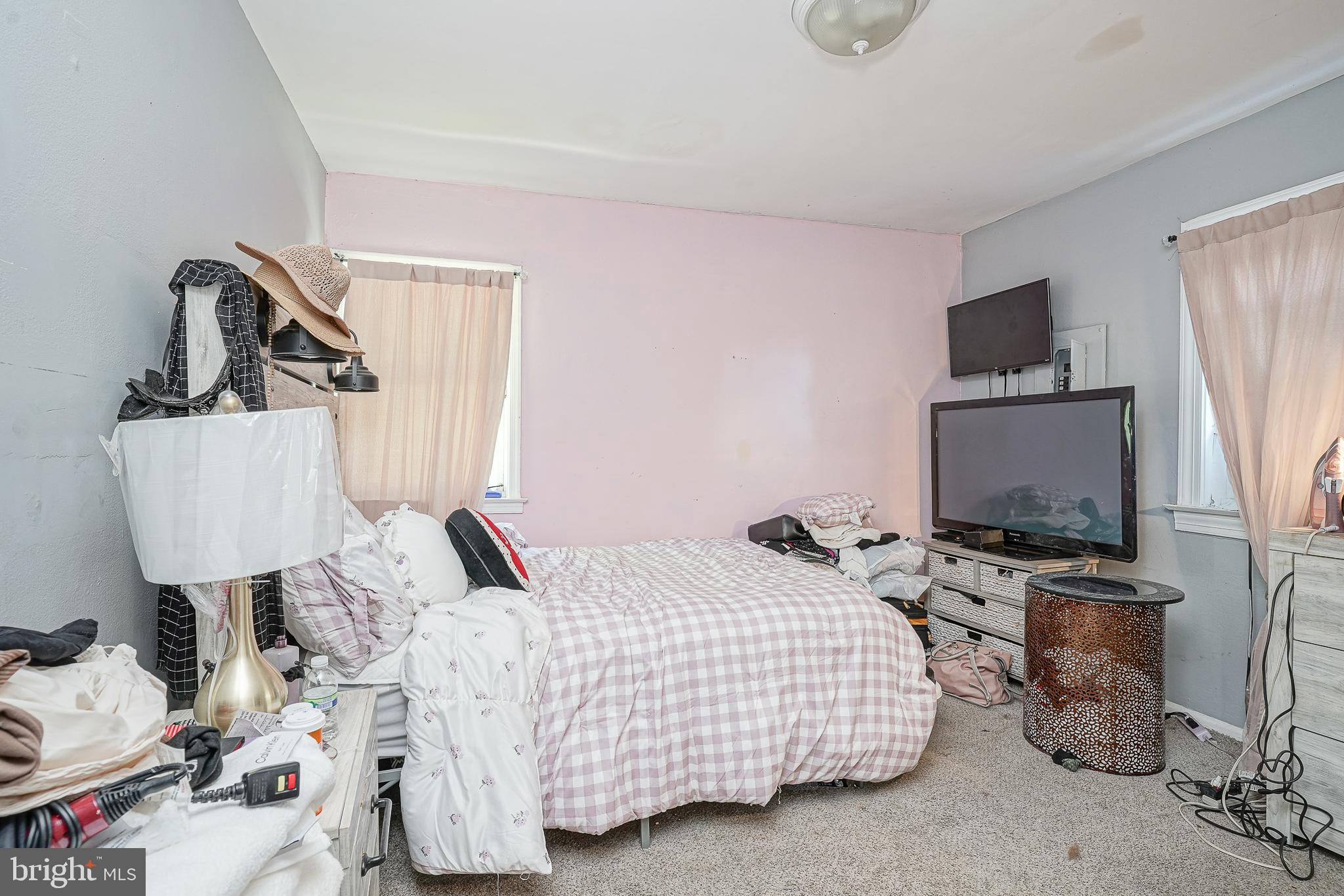 ACADEMY GARDENS - Residential