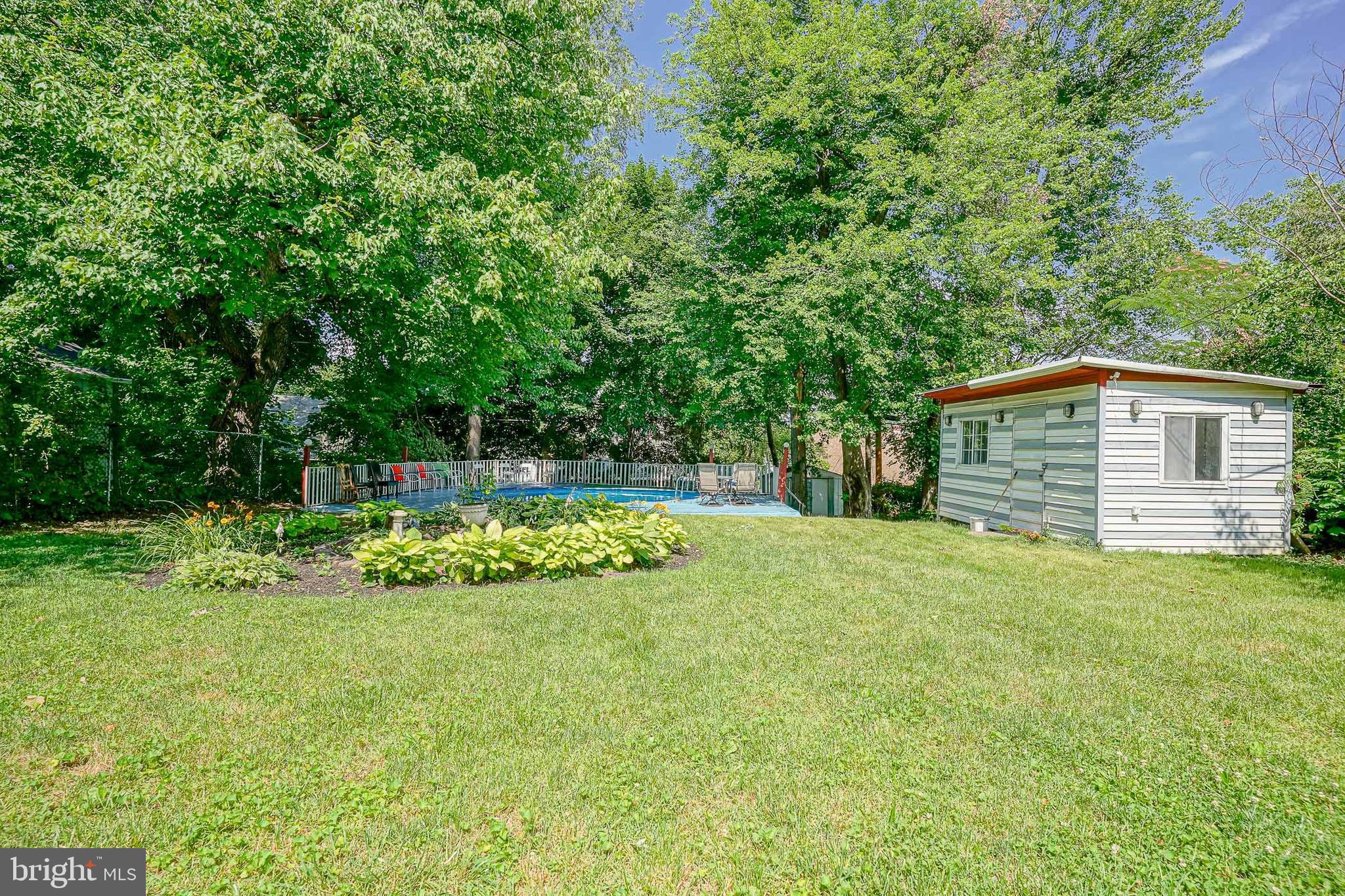 ACADEMY GARDENS - Residential