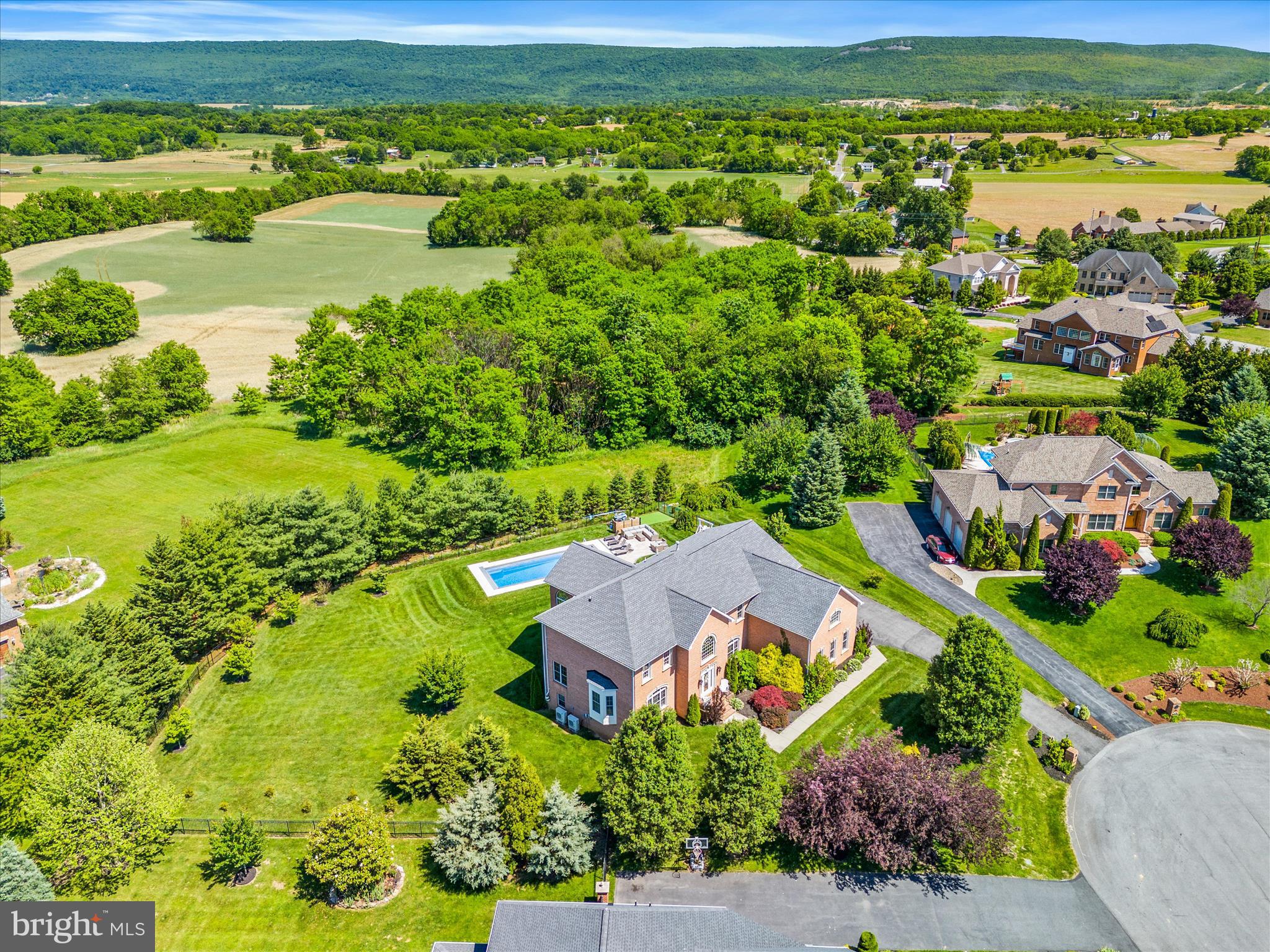 BLACK ROCK ESTATES - Residential