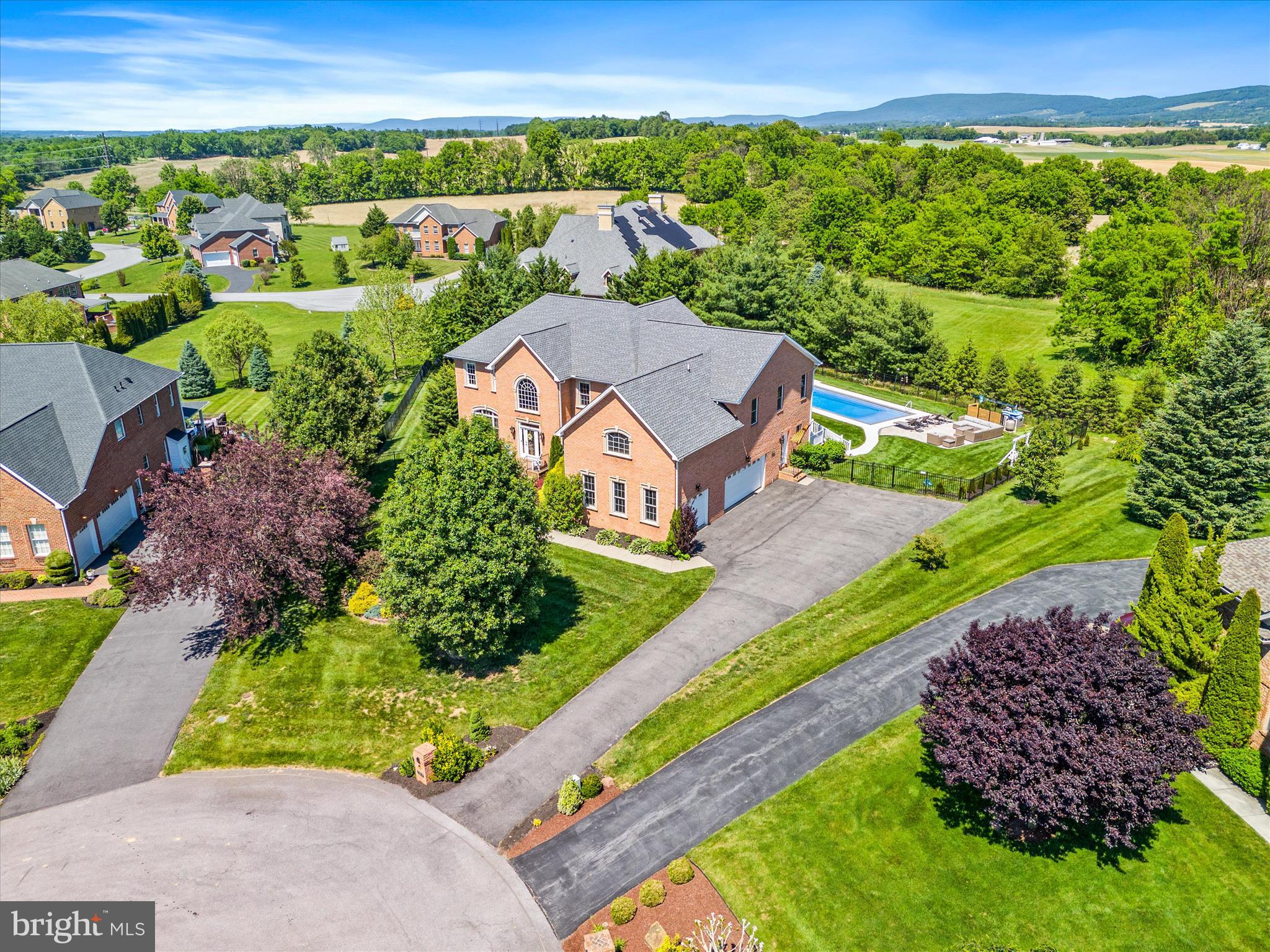BLACK ROCK ESTATES - Residential