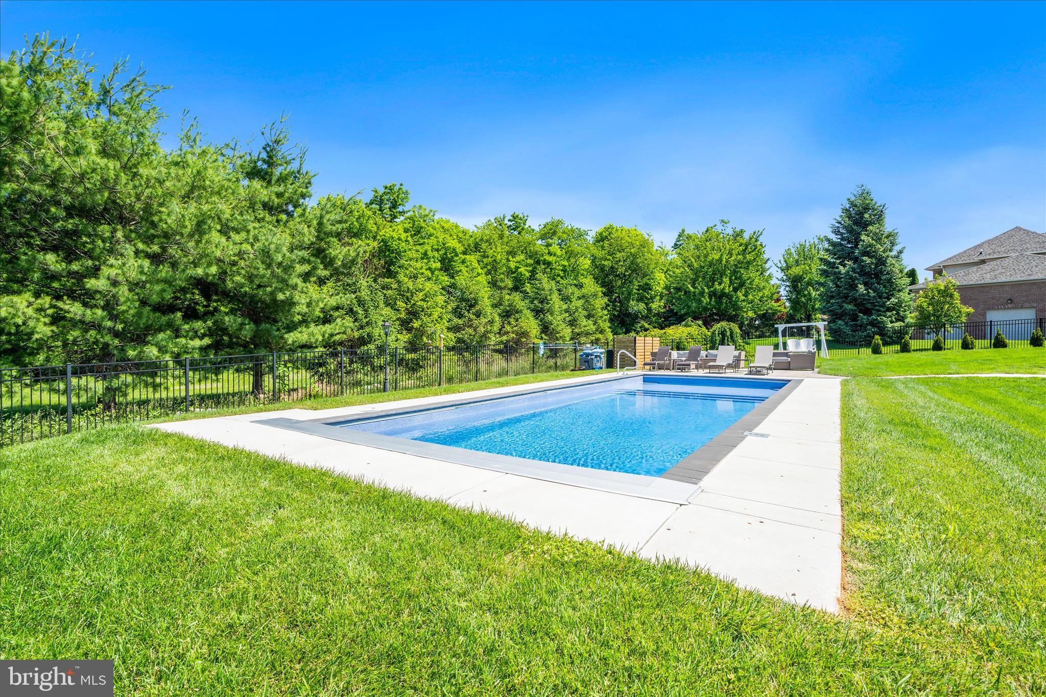 BLACK ROCK ESTATES - Residential