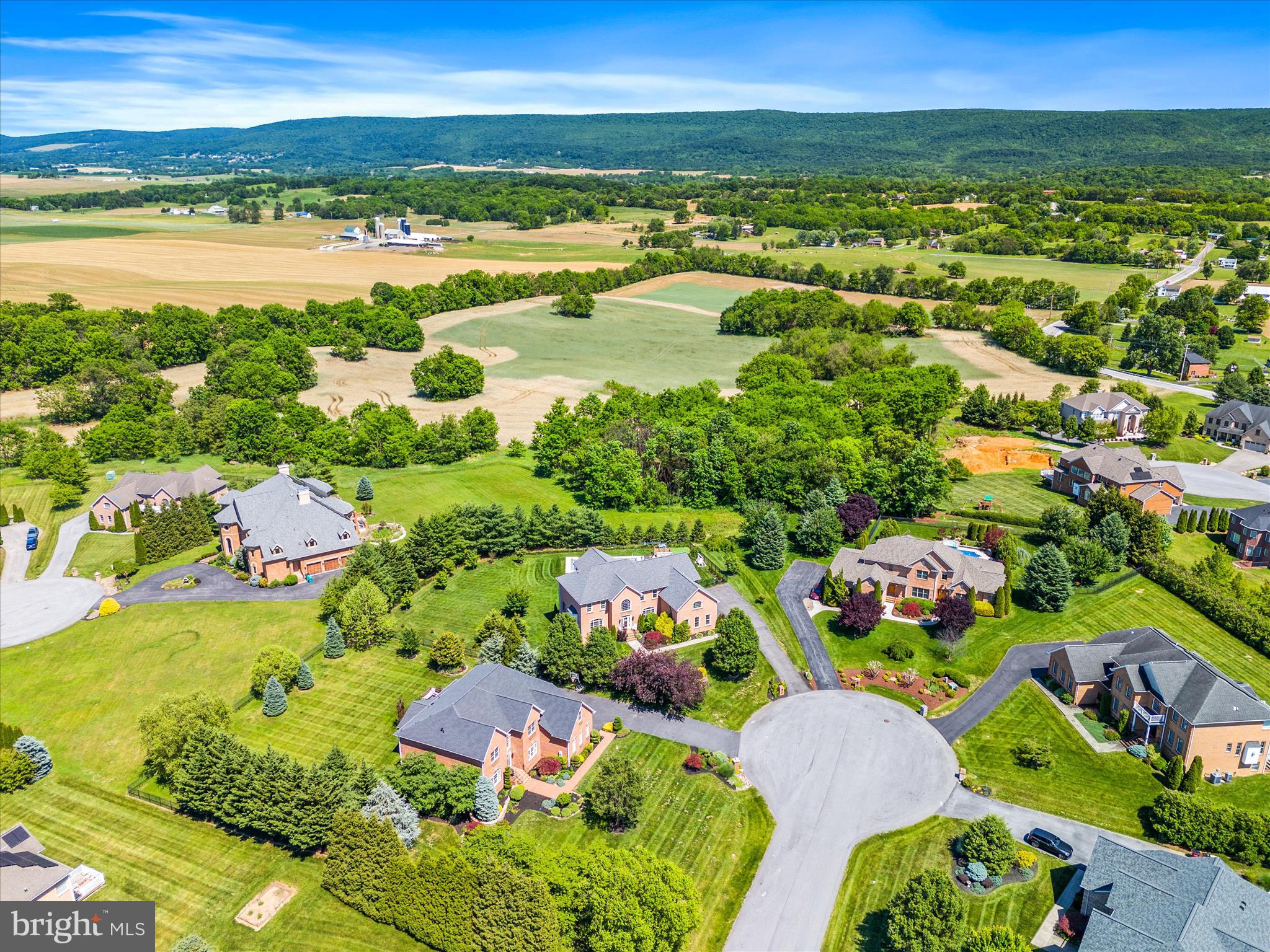 BLACK ROCK ESTATES - Residential