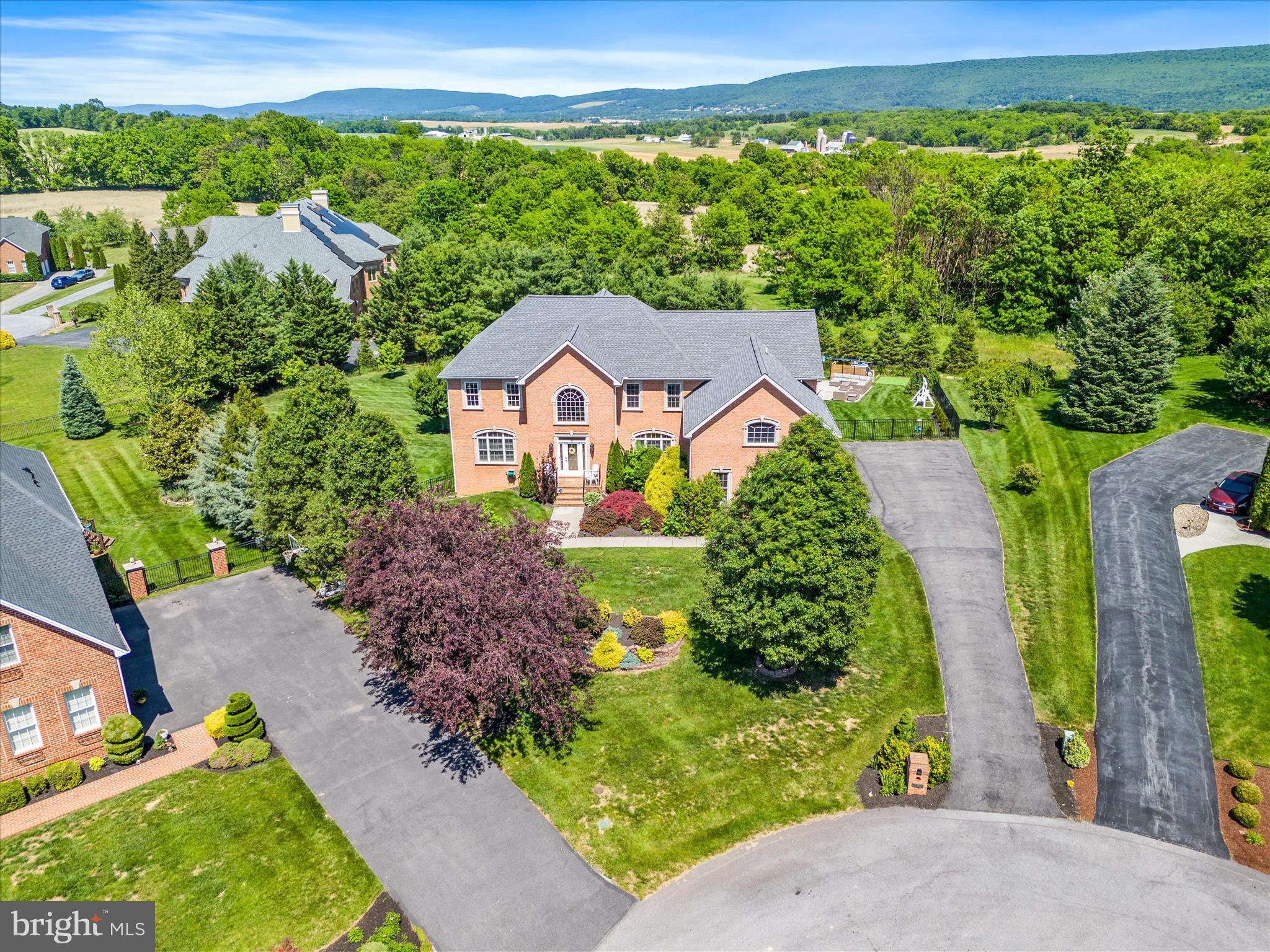 BLACK ROCK ESTATES - Residential