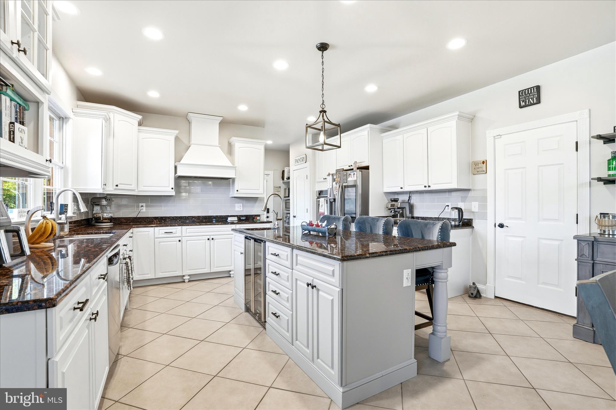 BLACK ROCK ESTATES - Residential