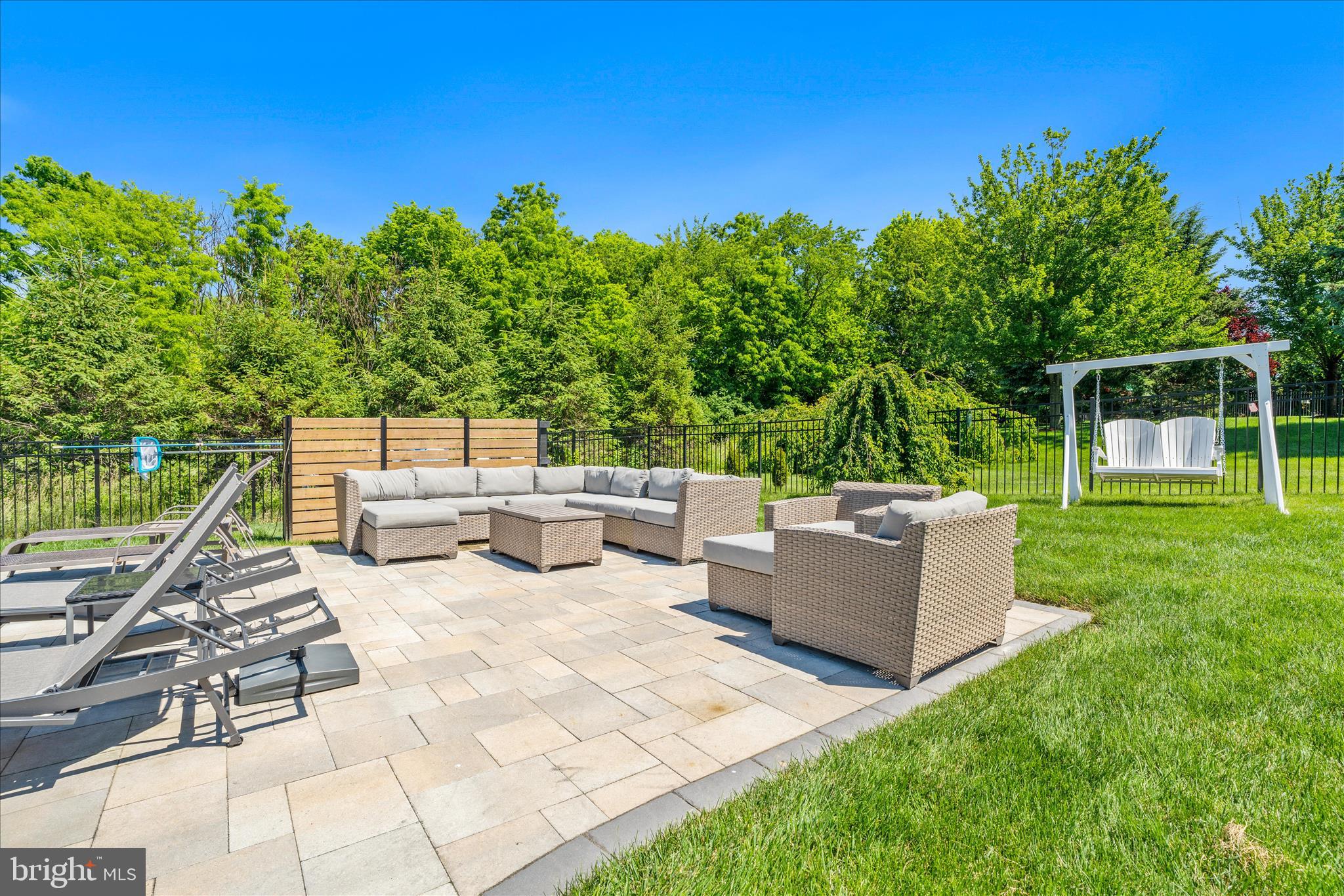 BLACK ROCK ESTATES - Residential
