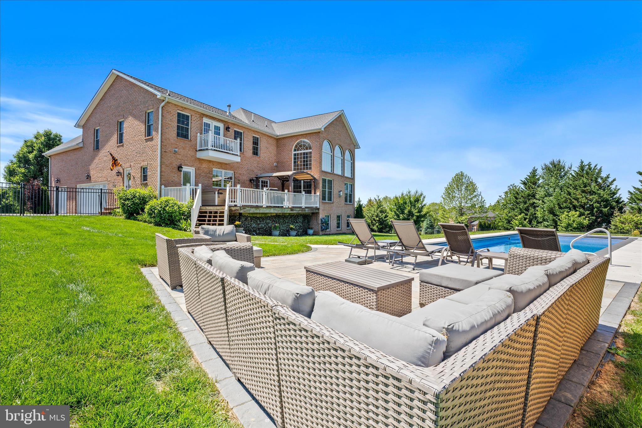 BLACK ROCK ESTATES - Residential