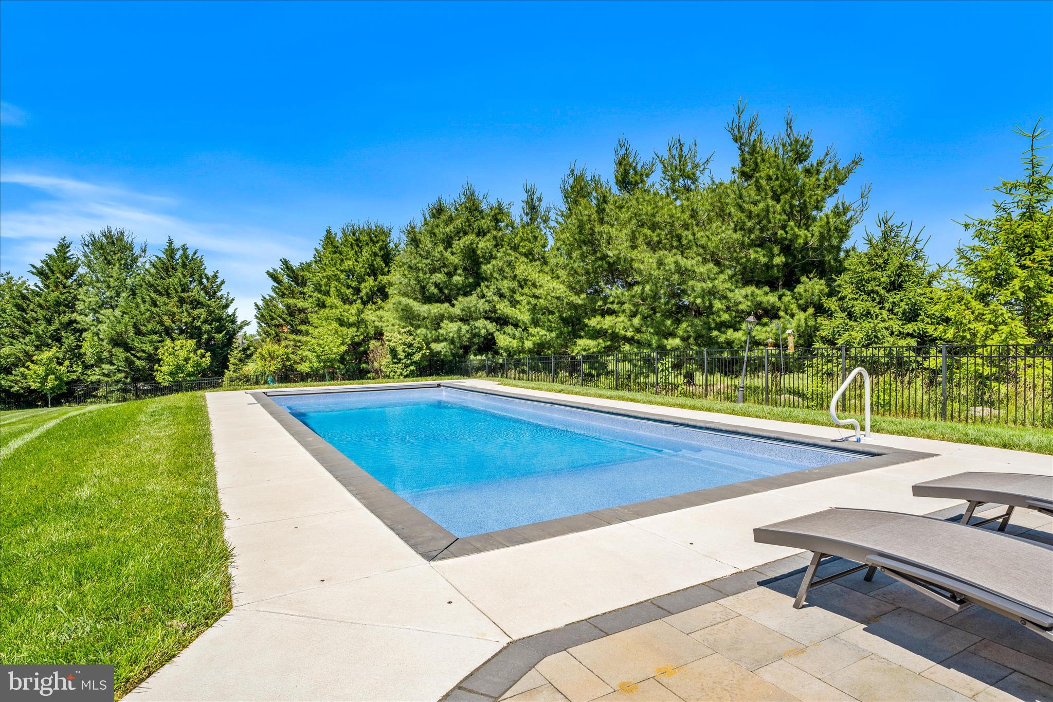 BLACK ROCK ESTATES - Residential