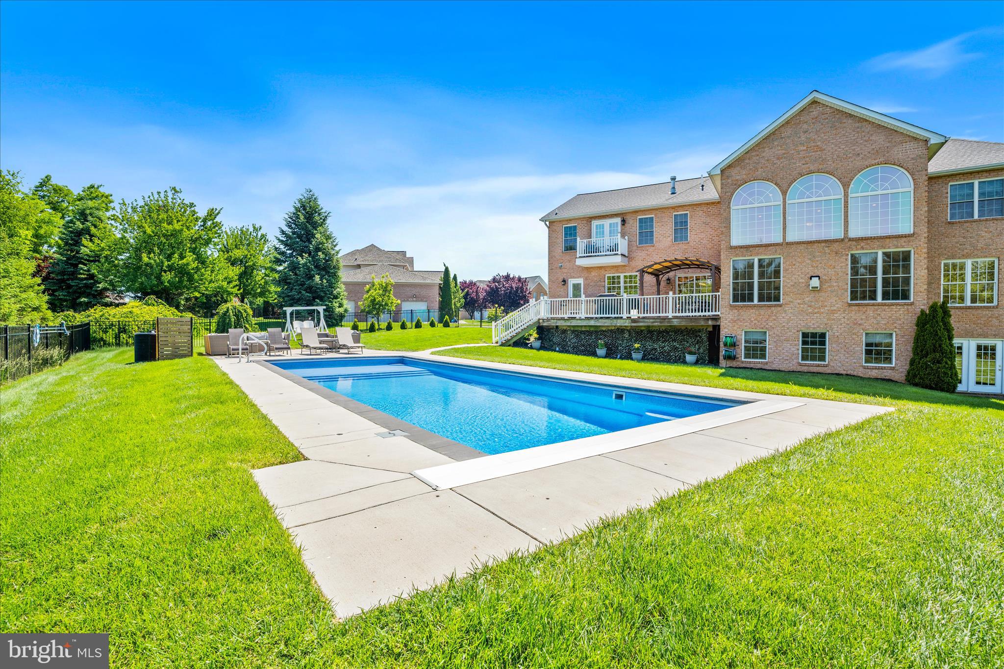 BLACK ROCK ESTATES - Residential