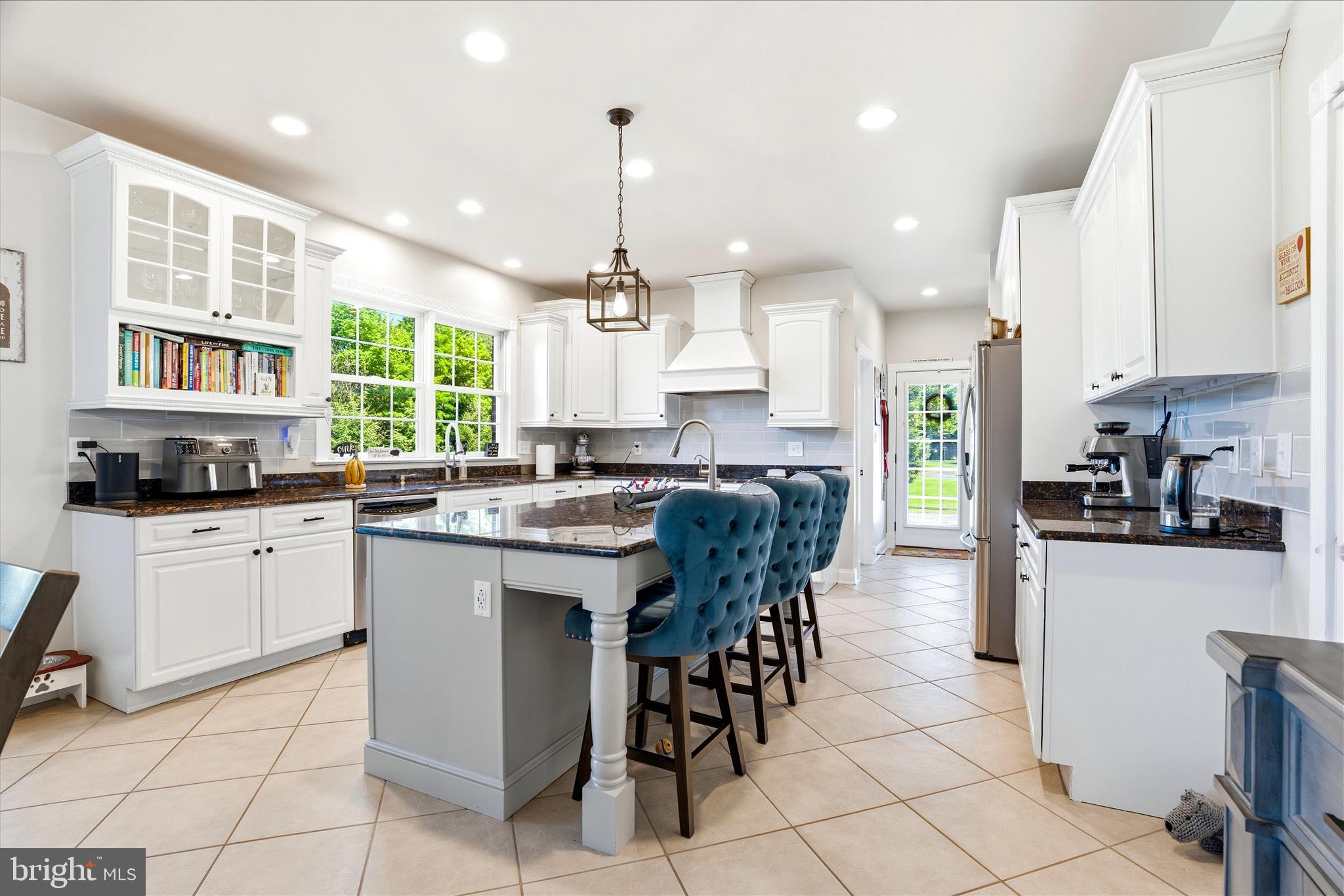 BLACK ROCK ESTATES - Residential