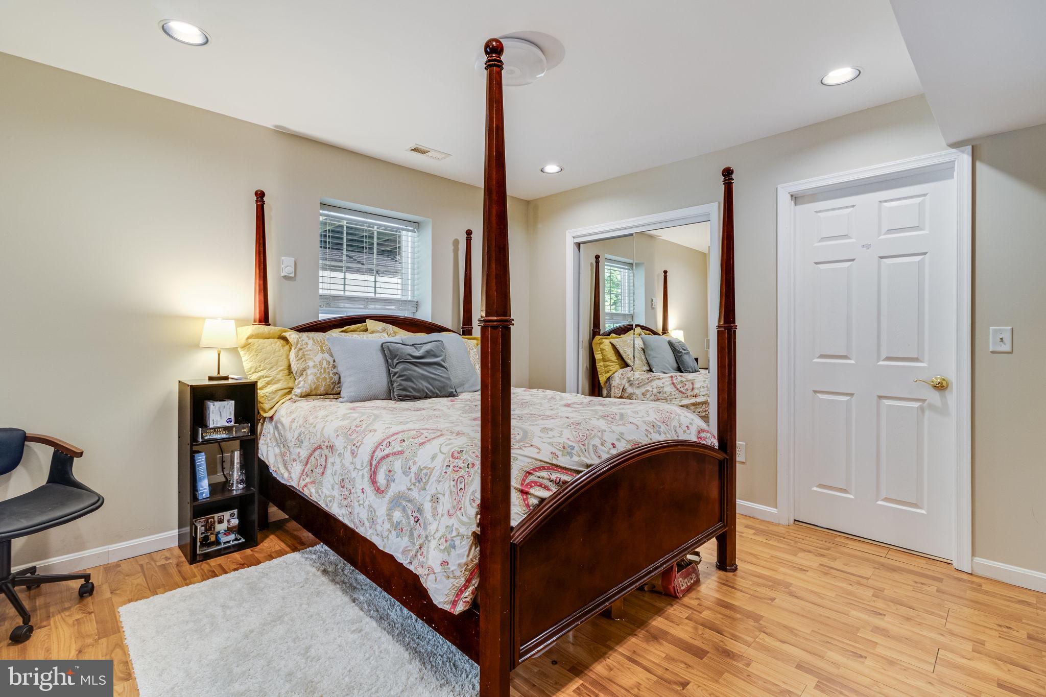 ACADEMY HILLS - Residential