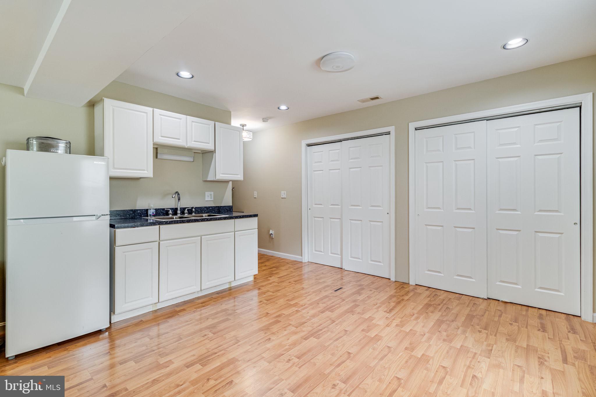 ACADEMY HILLS - Residential