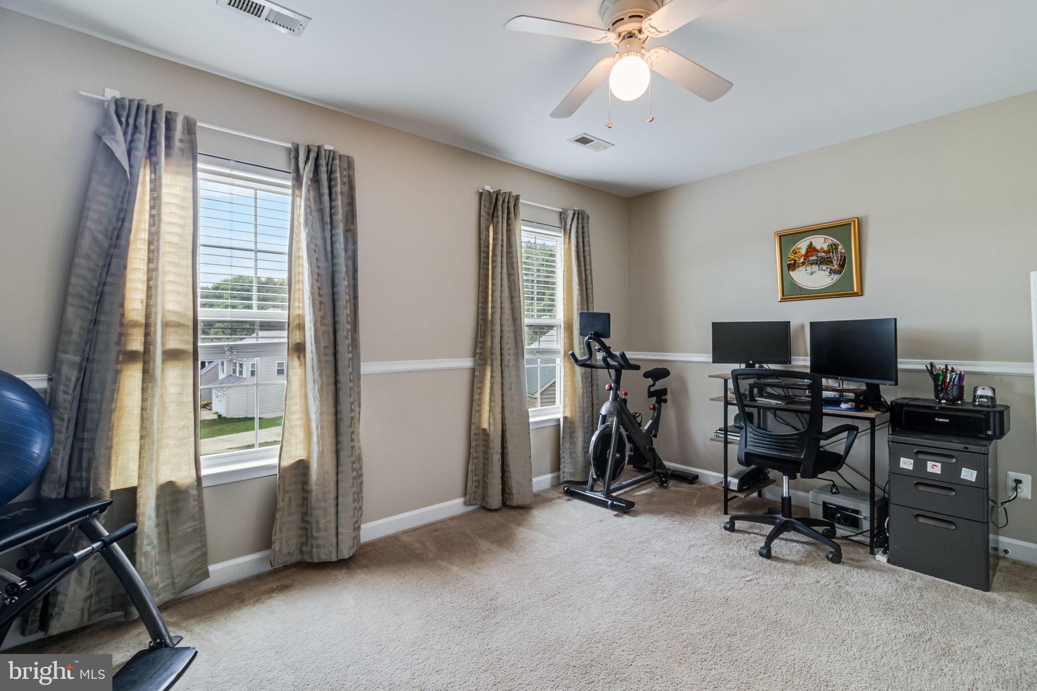 ACADEMY HILLS - Residential