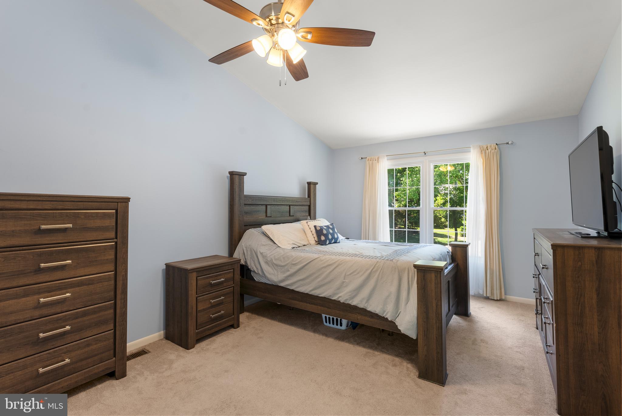 HUNTERS GLEN - Residential