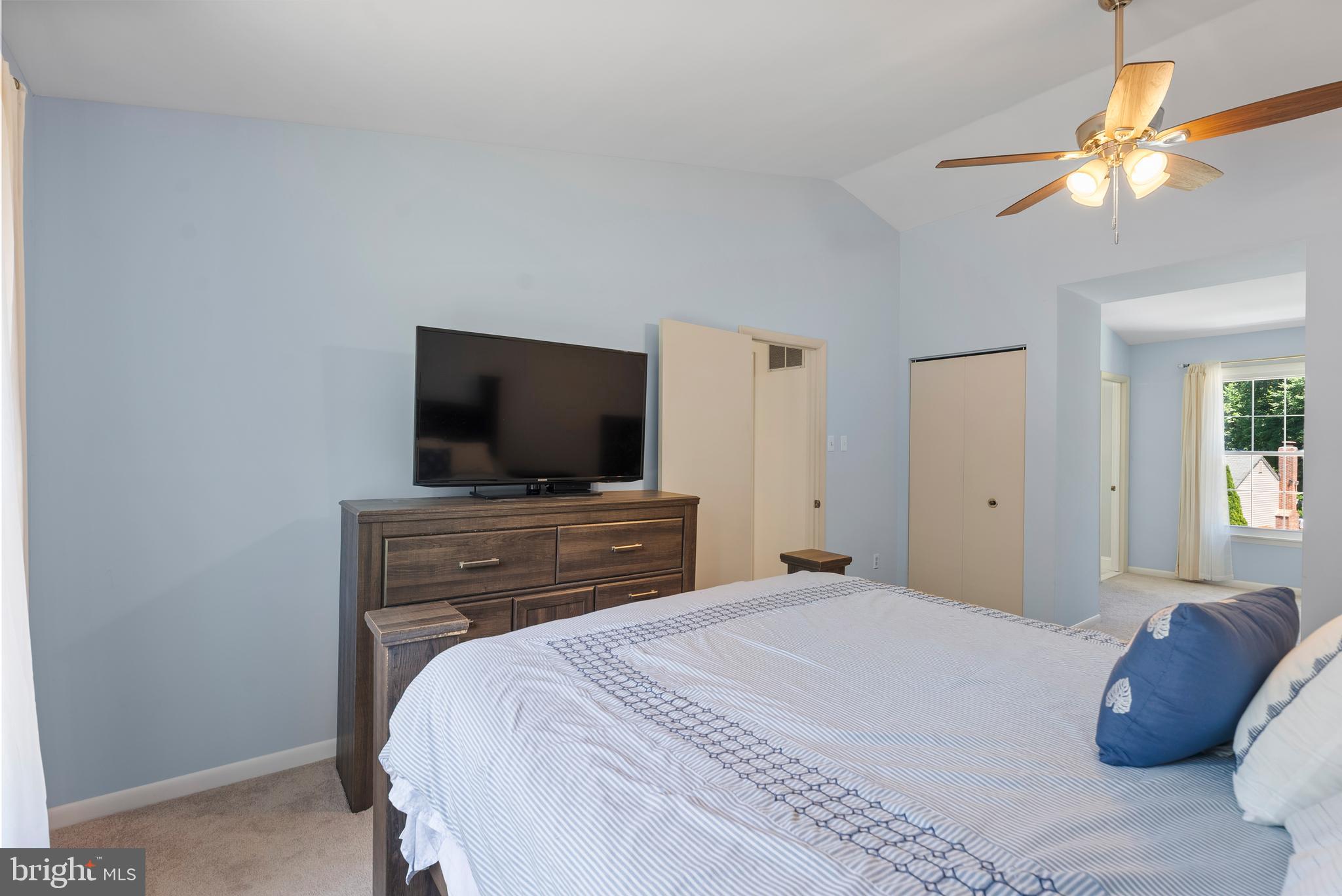 HUNTERS GLEN - Residential