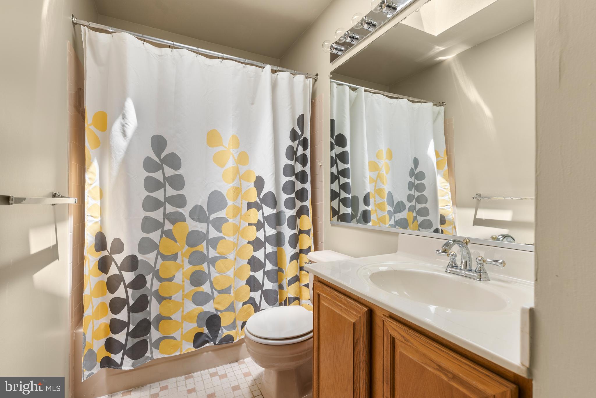 HUNTERS GLEN - Residential