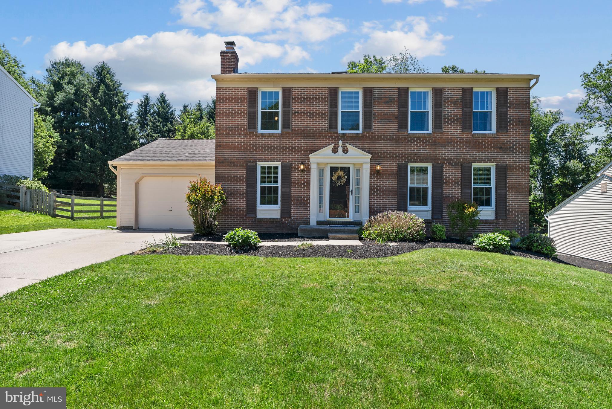 HUNTERS GLEN - Residential