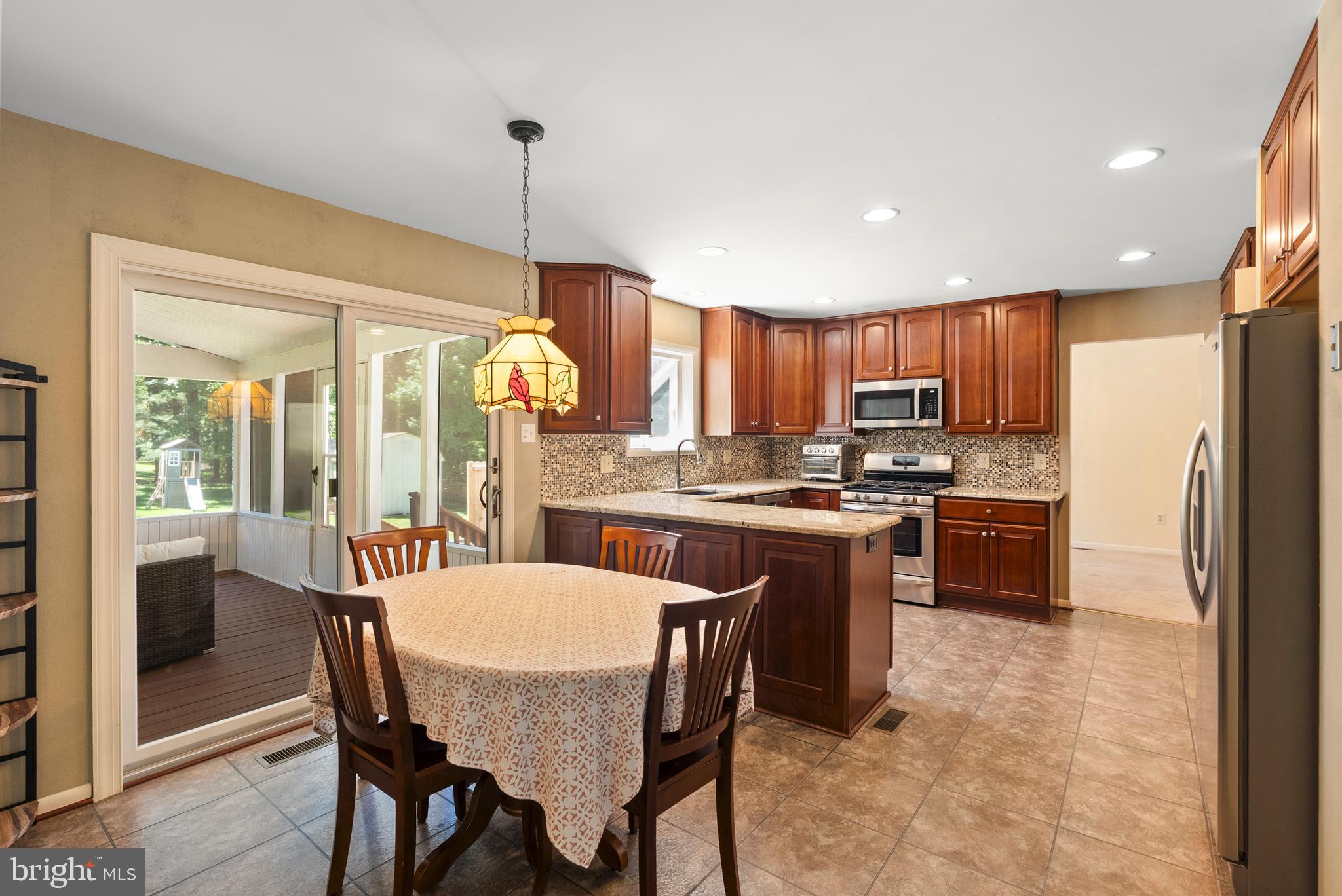 HUNTERS GLEN - Residential