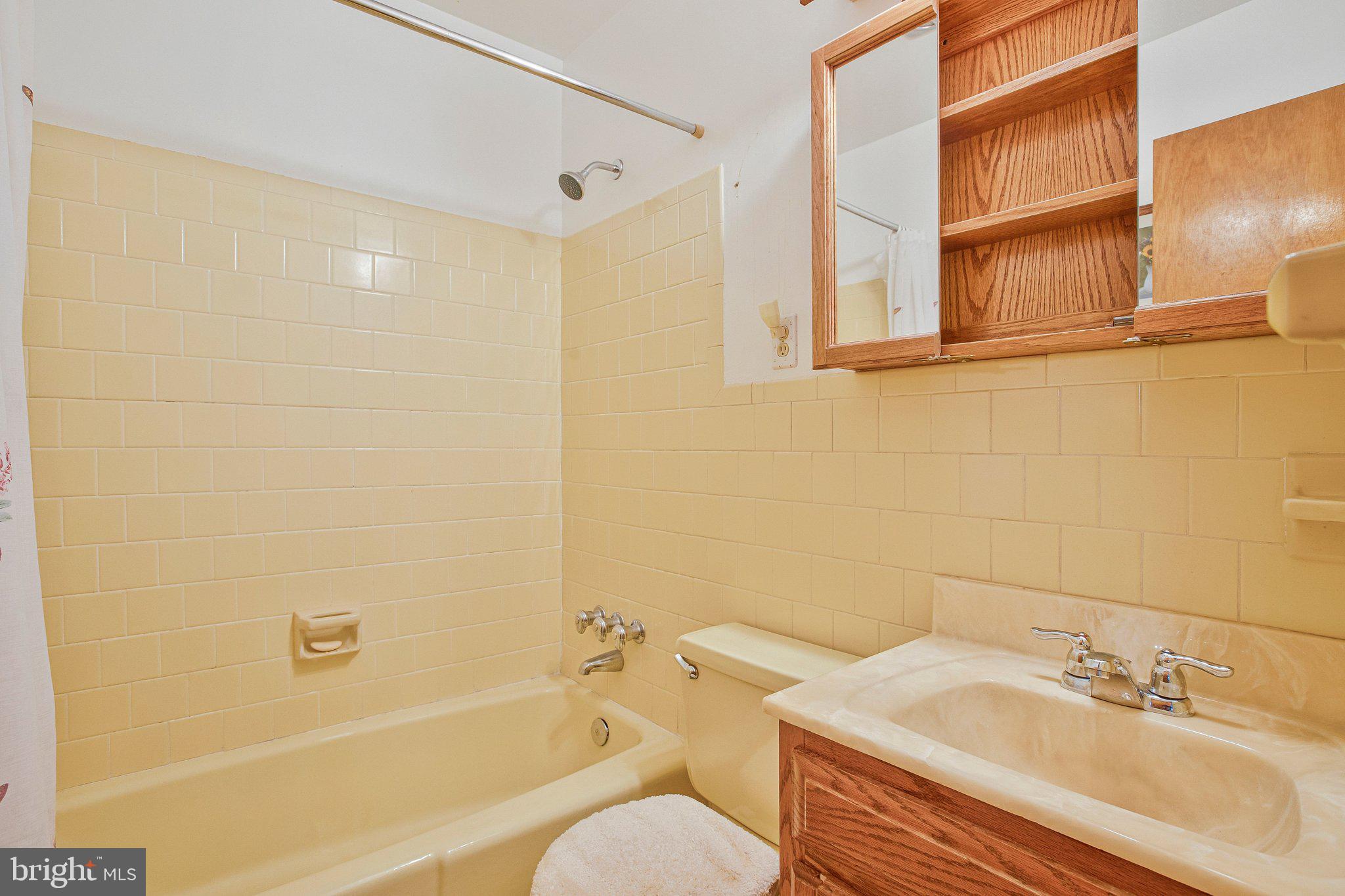 BARRINGTON - Residential