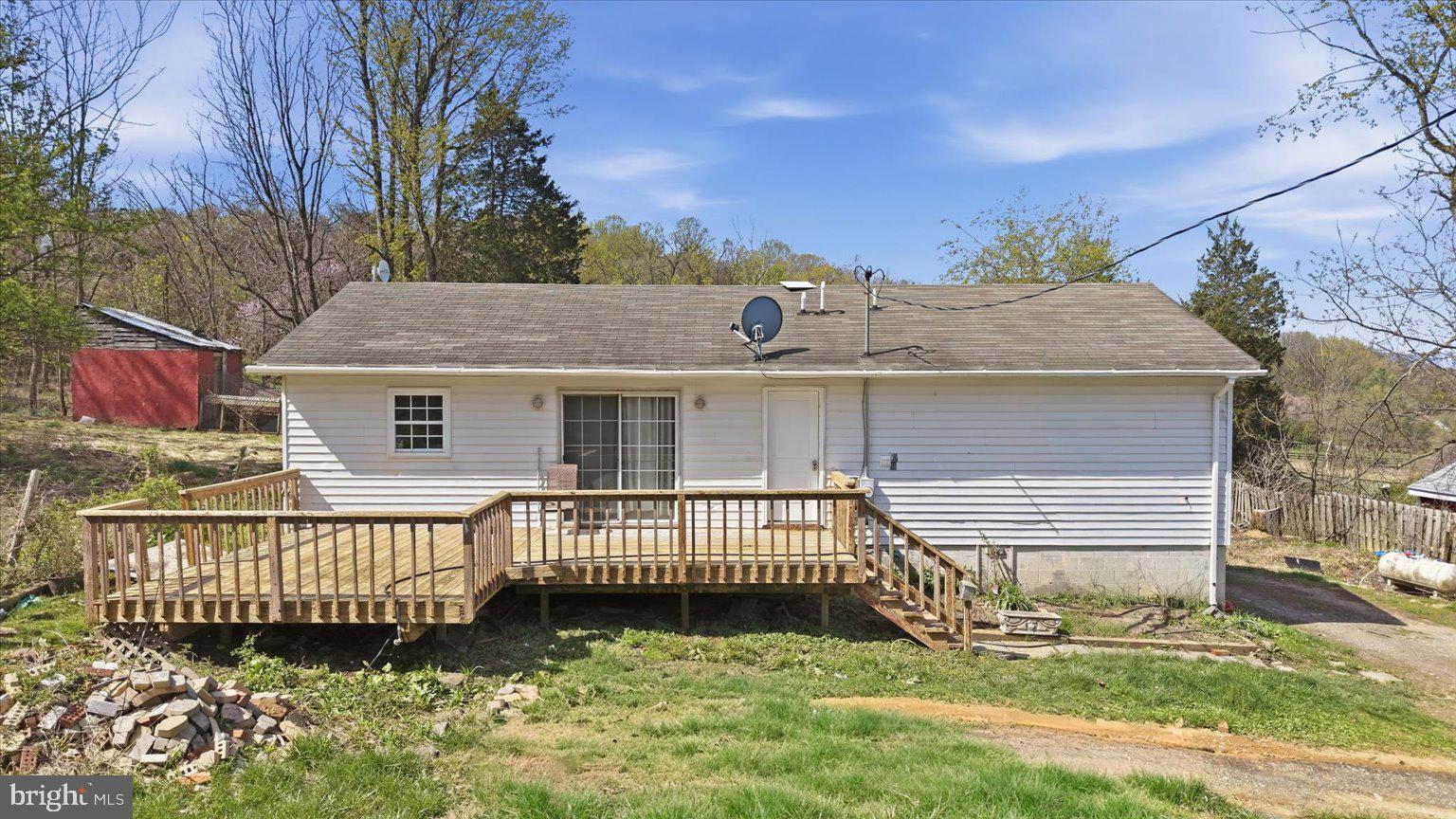 Great opportunity to own this charming one-level home situated on a .59-acre lot in desirable Loudoun County! This property features 3 bedrooms, a dedicated office space, a kitchen, and a cozy living room—ready for your personal touch and vision. Enjoy the peaceful setting with plenty of outdoor space to make your own.
Needs a little TLC, but with some love and updates, this home has incredible potential to truly shine. Don’t miss this opportunity—won’t last long!