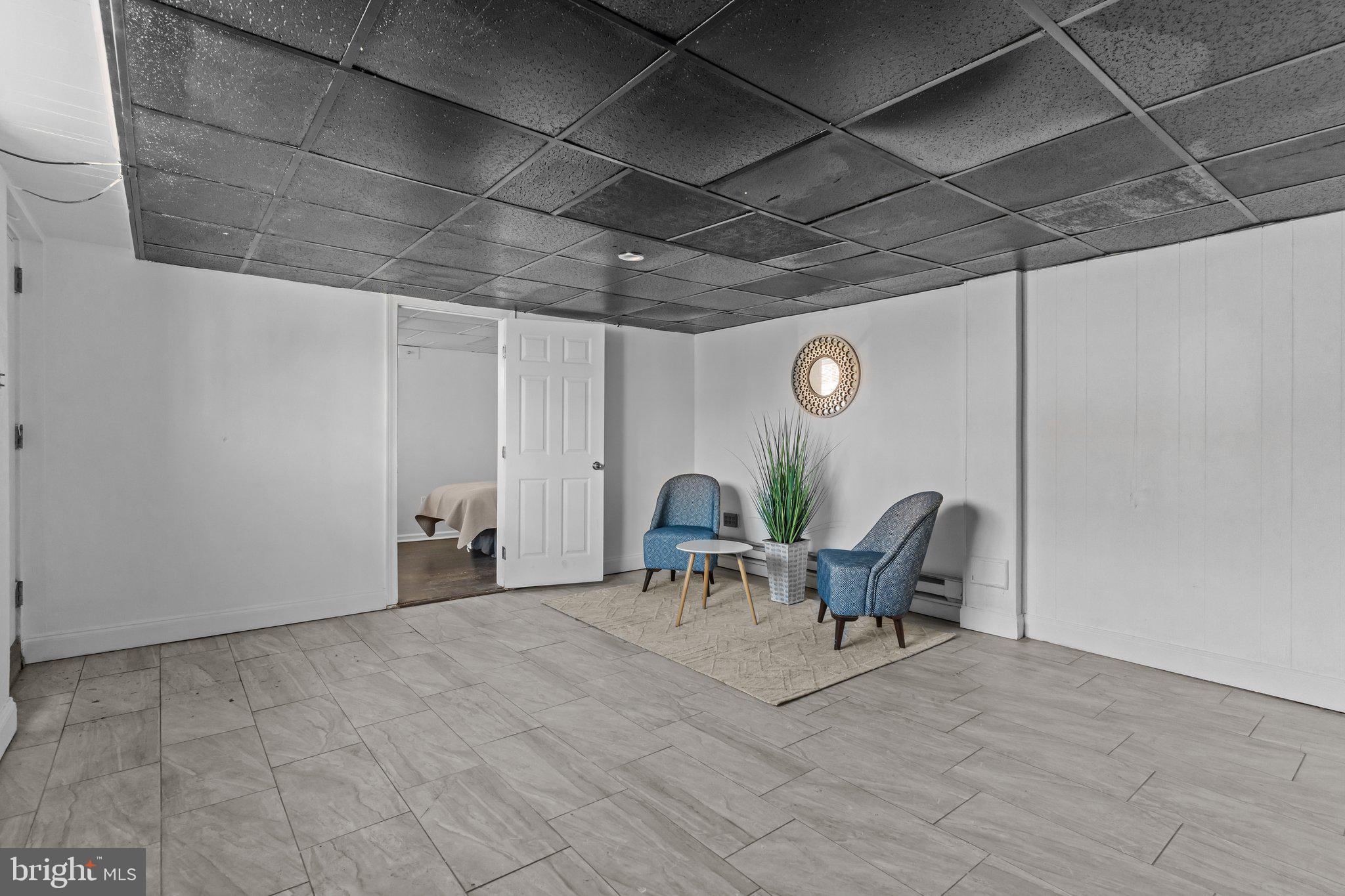 MAYFAIR - Residential