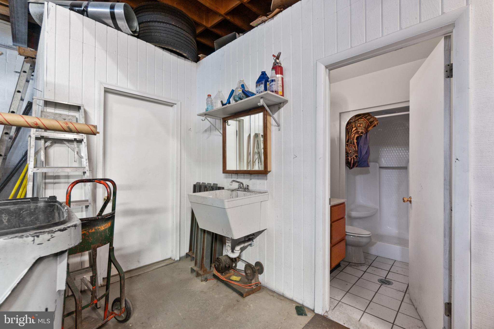 HIGHLANDTOWN - Residential