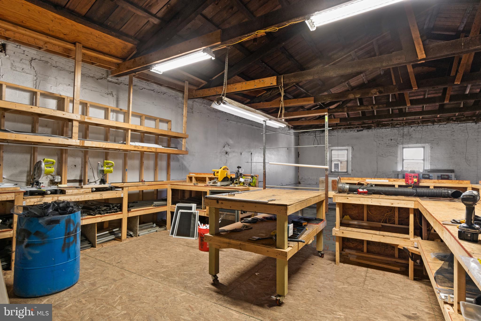 HIGHLANDTOWN - Residential