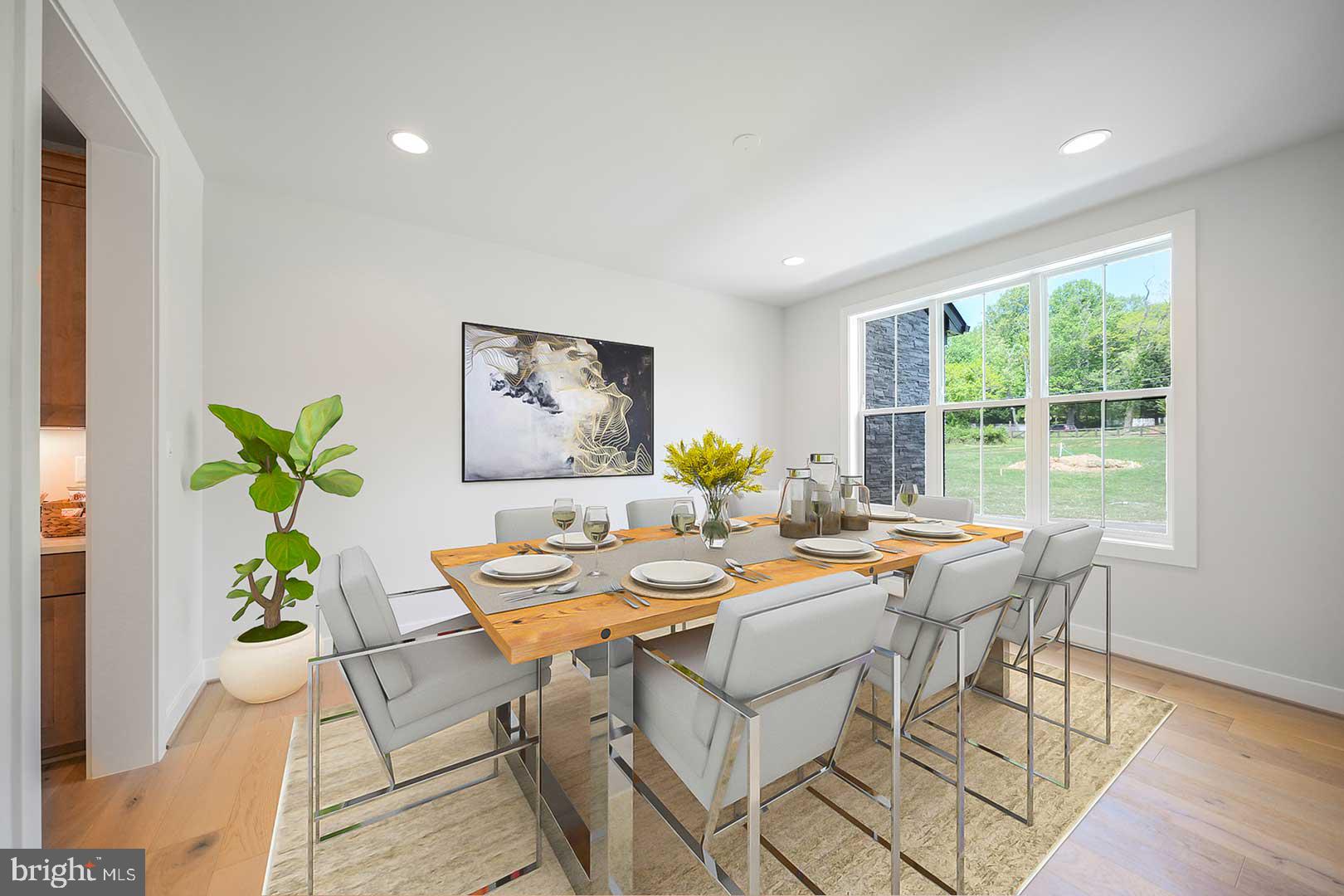 STUART MILL - Residential