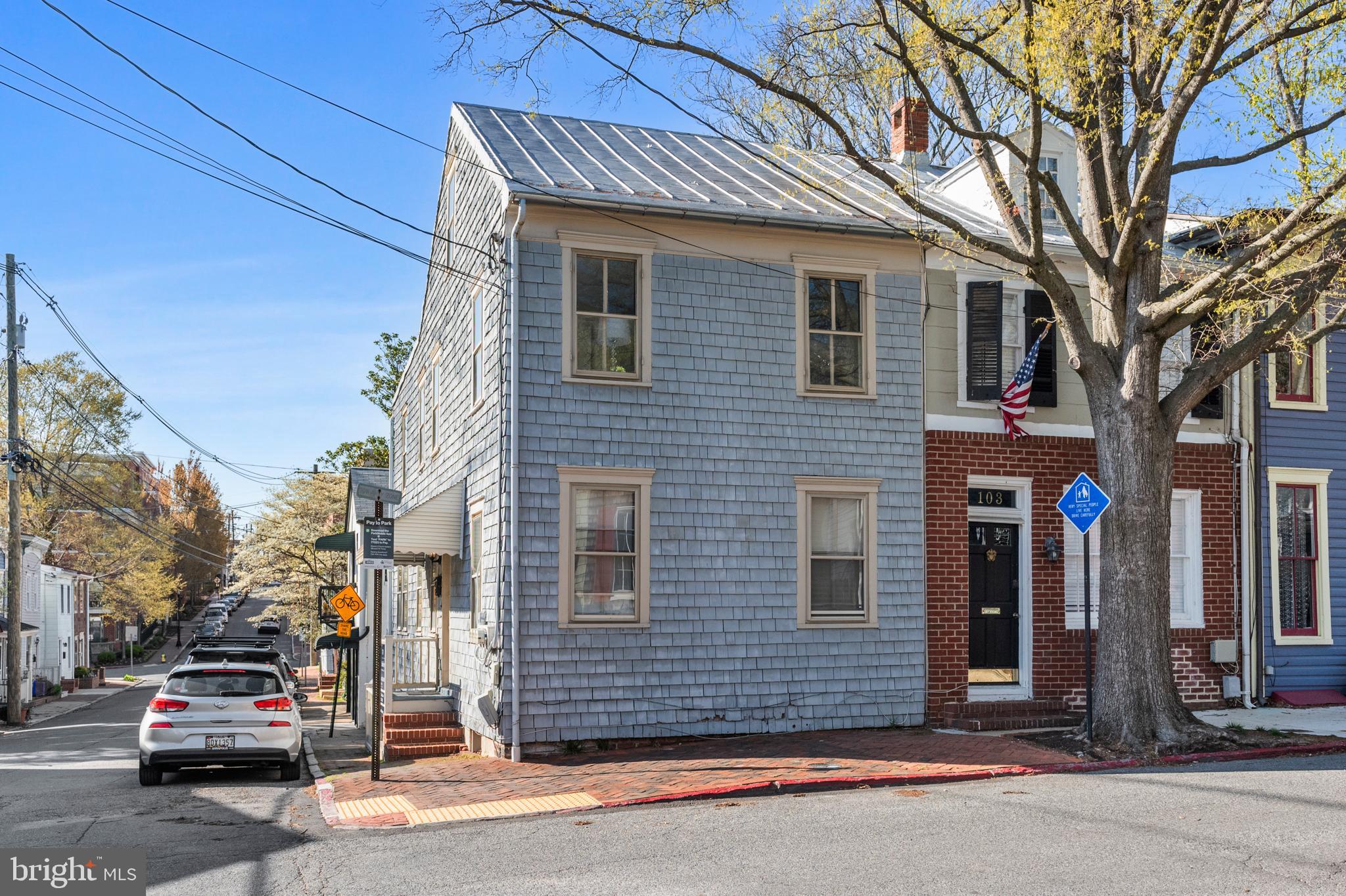 HISTORIC DISTRICT - Residential Income