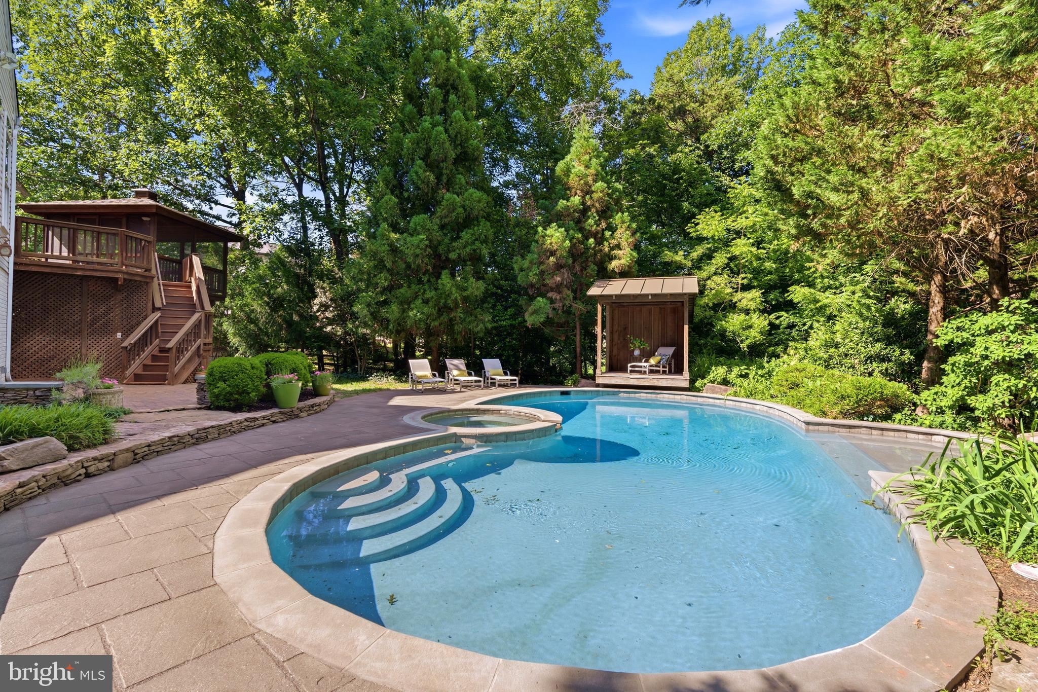 POTOMAC TERRACE - Residential