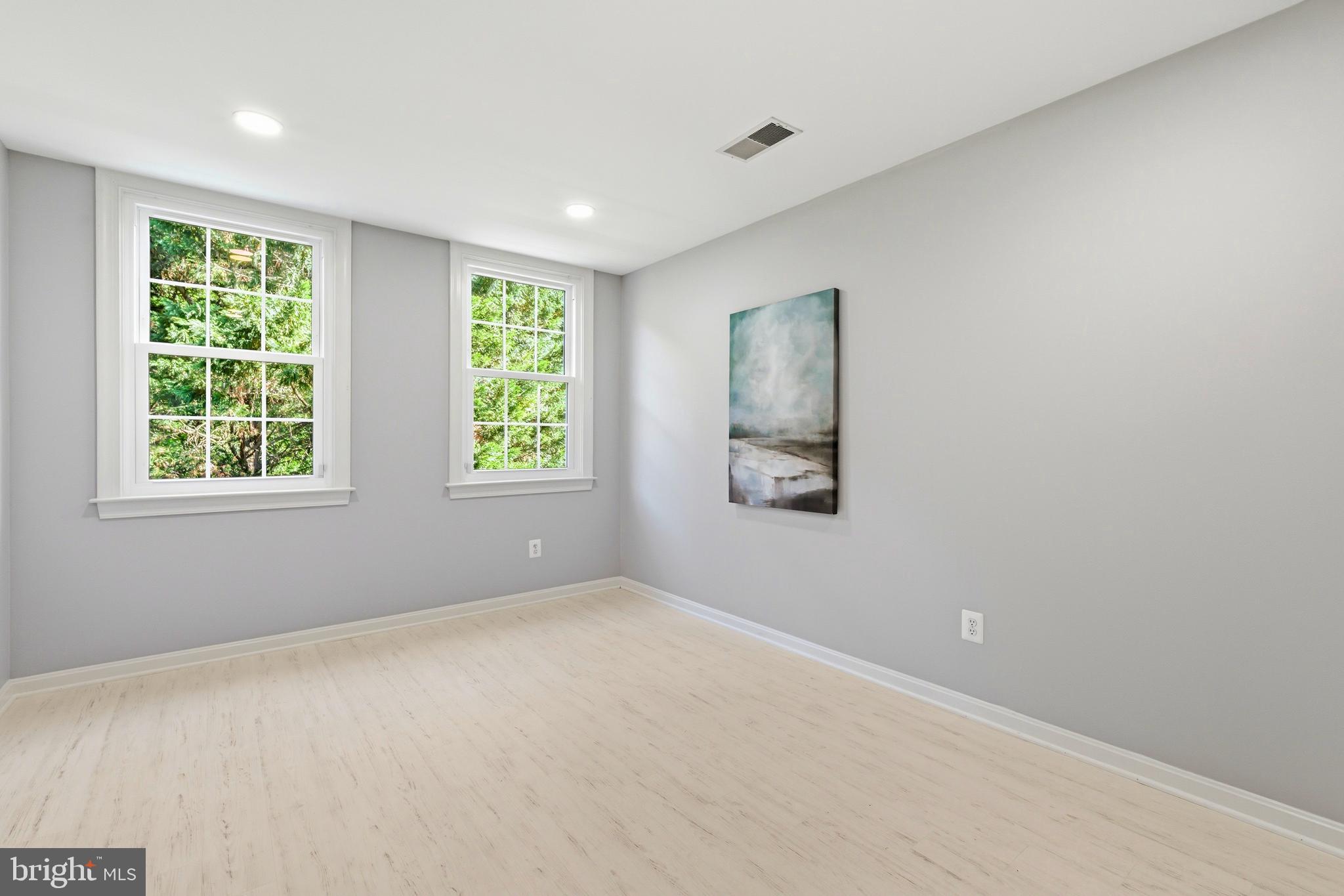 POTOMAC TERRACE - Residential