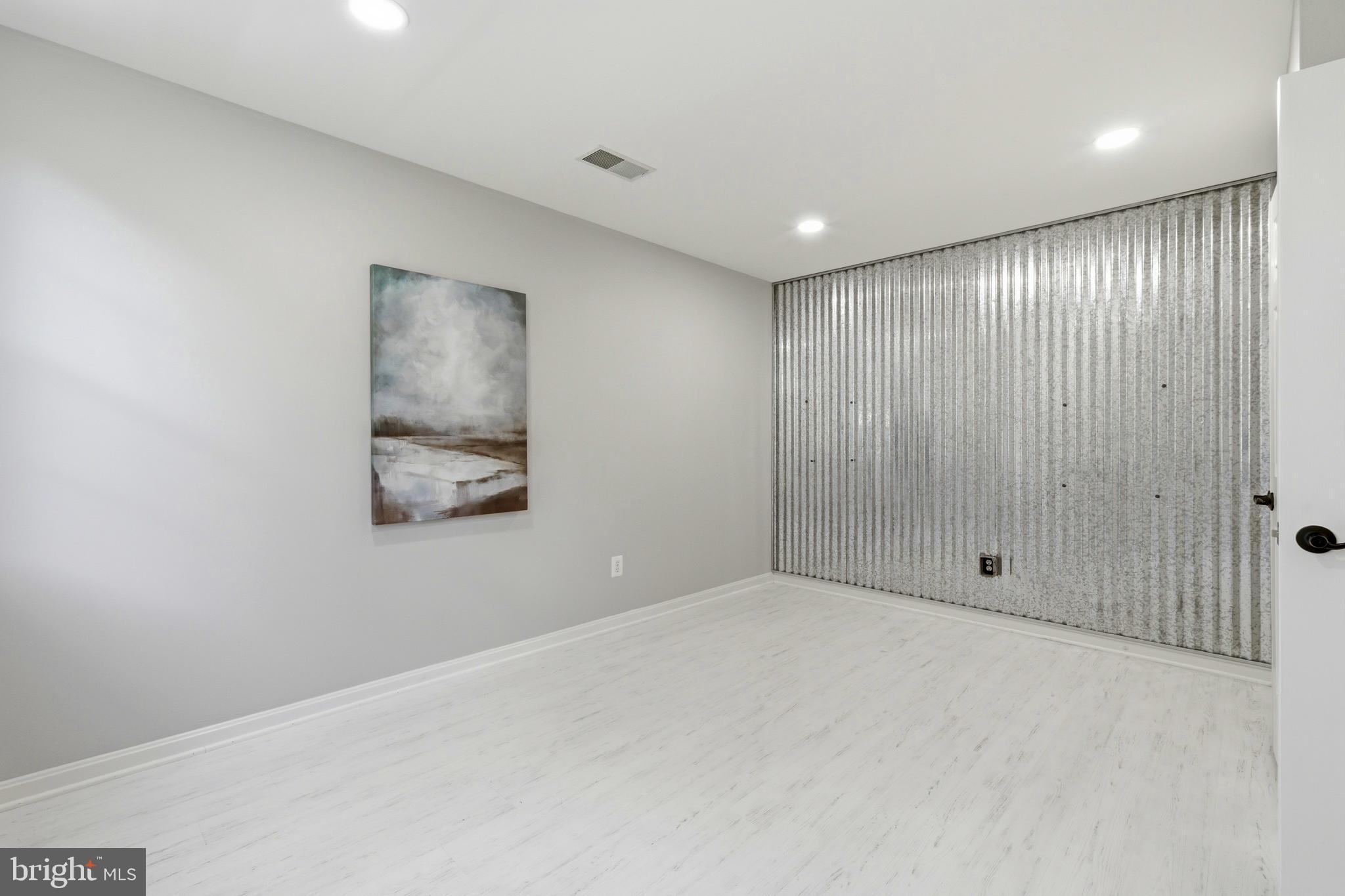 POTOMAC TERRACE - Residential