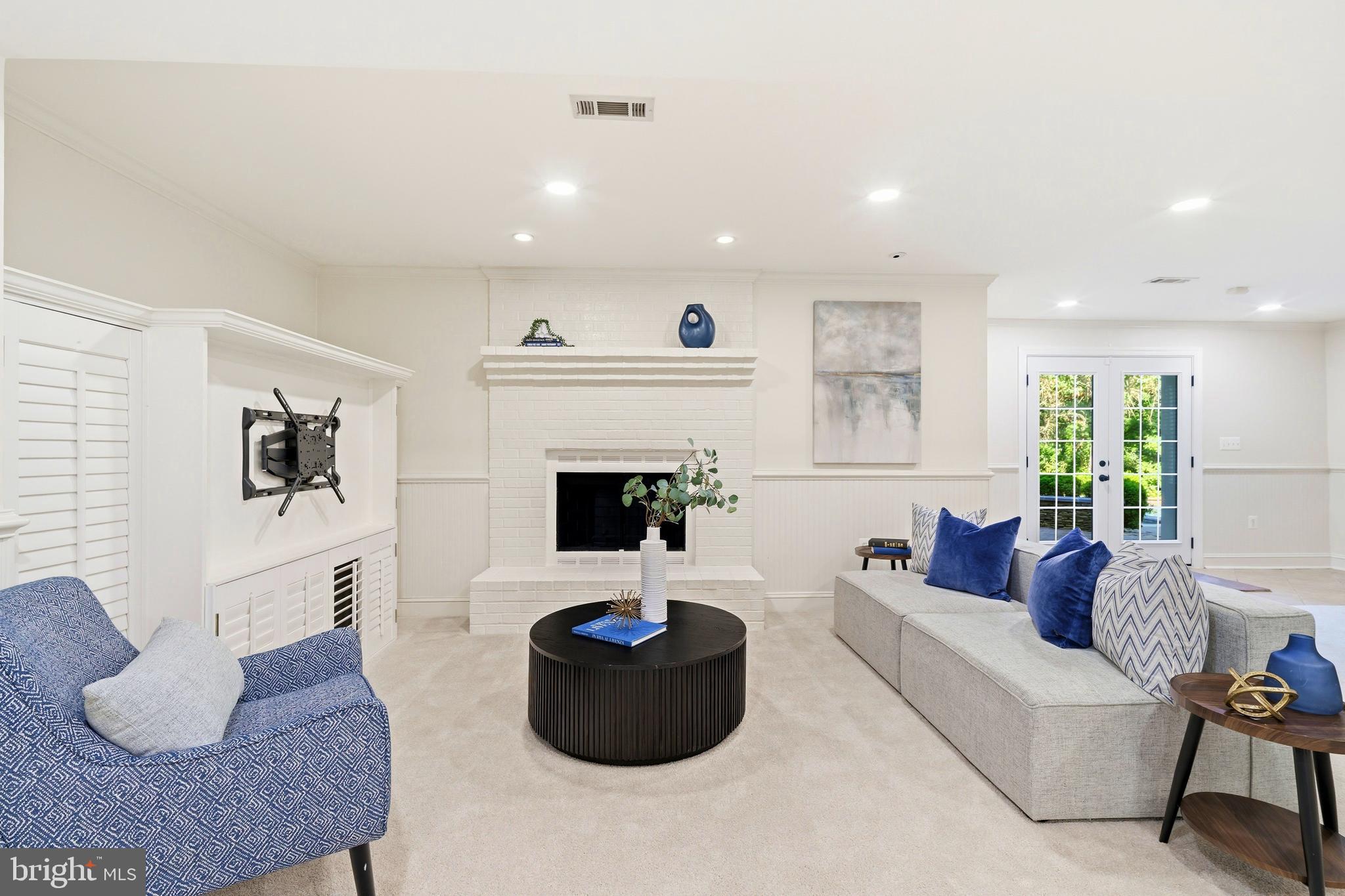 POTOMAC TERRACE - Residential