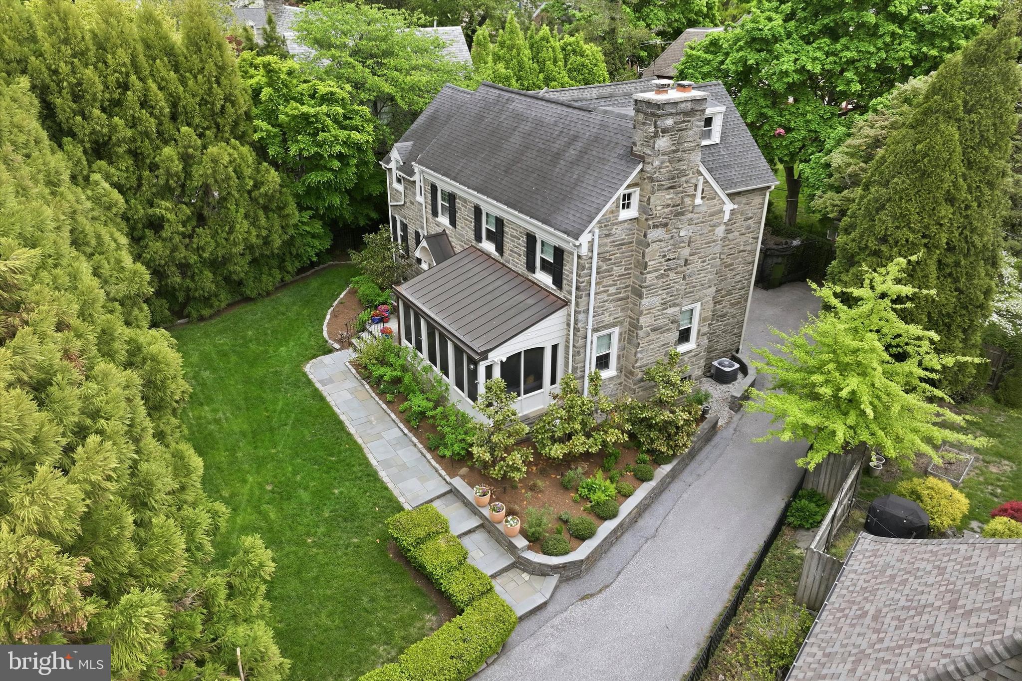 WYNNEWOOD - Residential