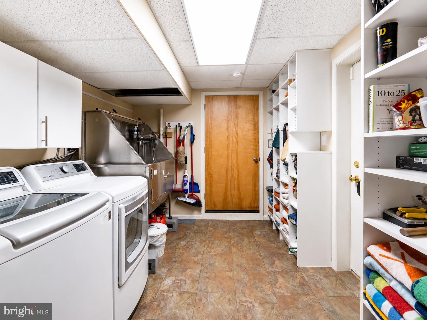 WYNNEWOOD - Residential