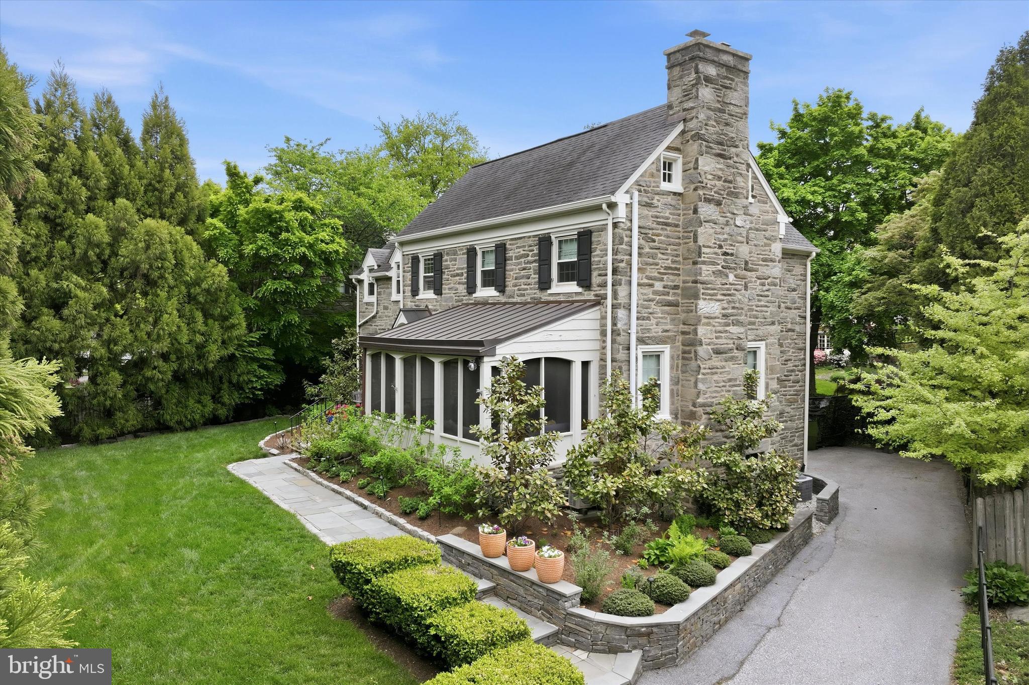 WYNNEWOOD - Residential