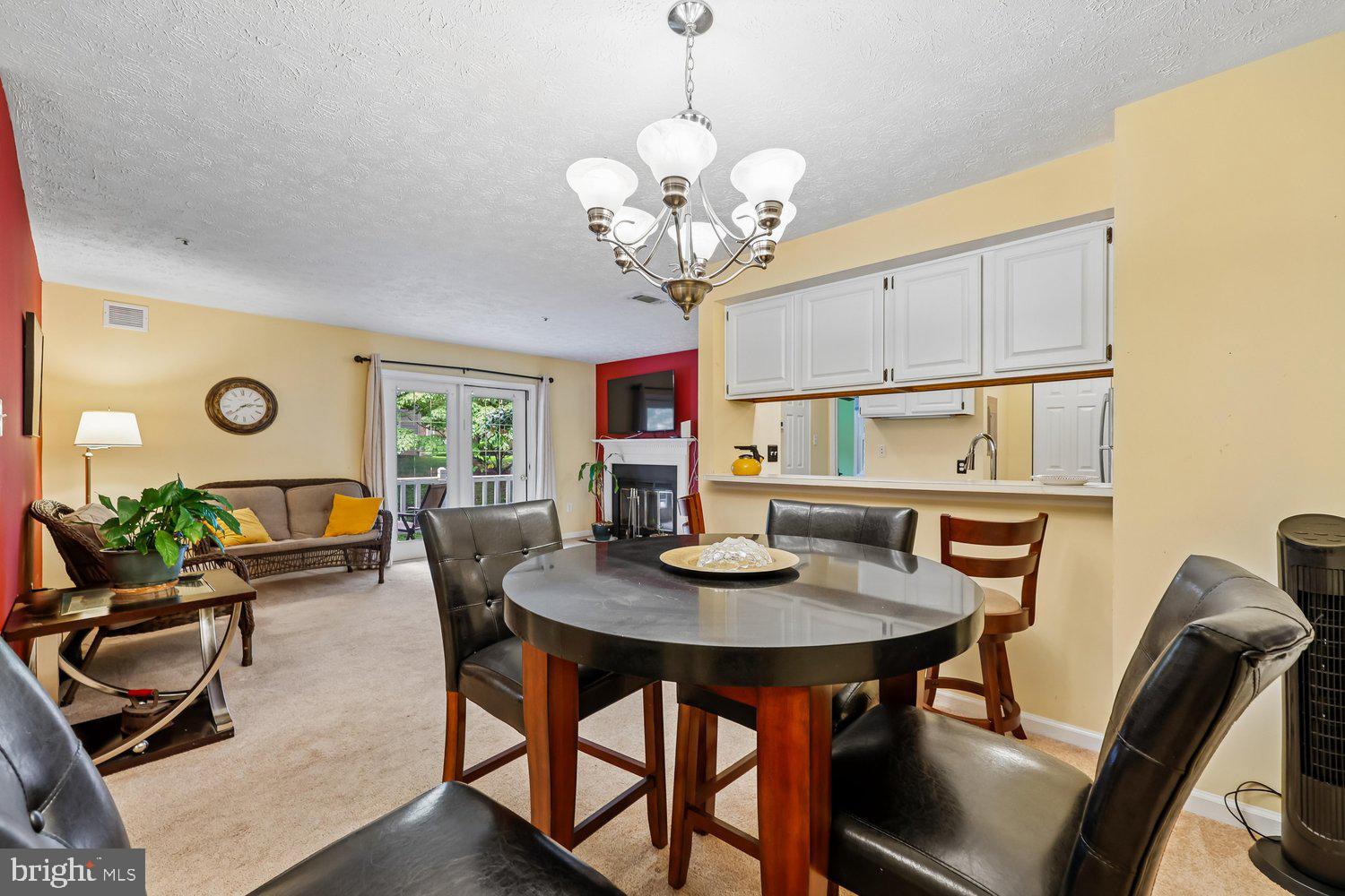 WATERS EDGE AT NORTH LAKE - Residential