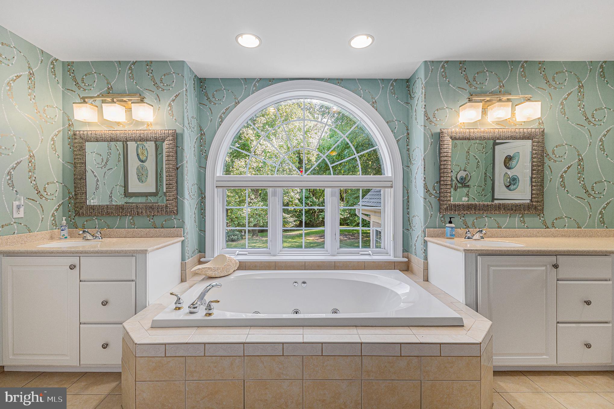 WHITE CLAY GLEN - Residential