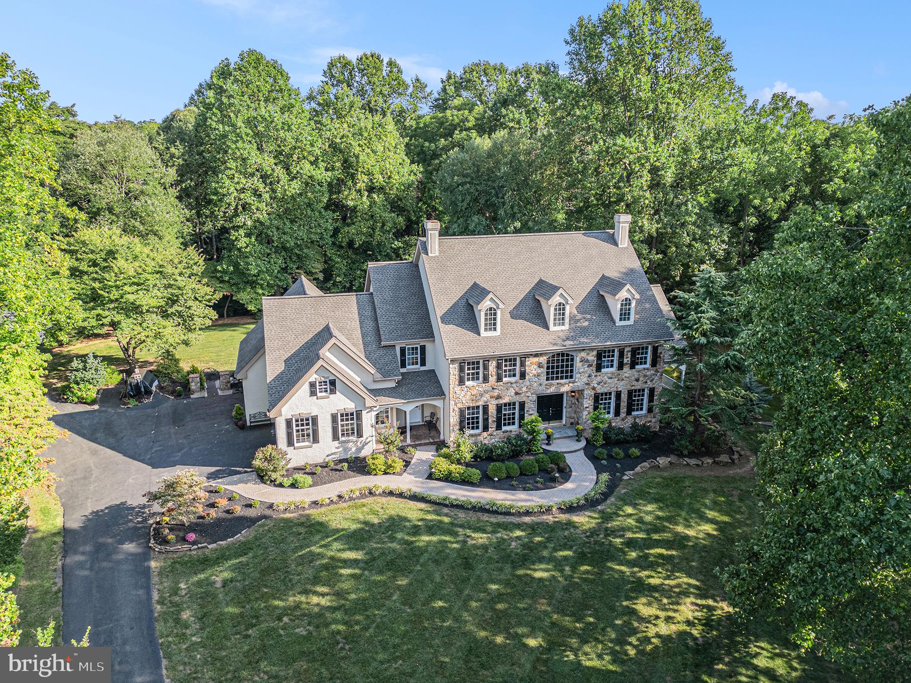WHITE CLAY GLEN - Residential